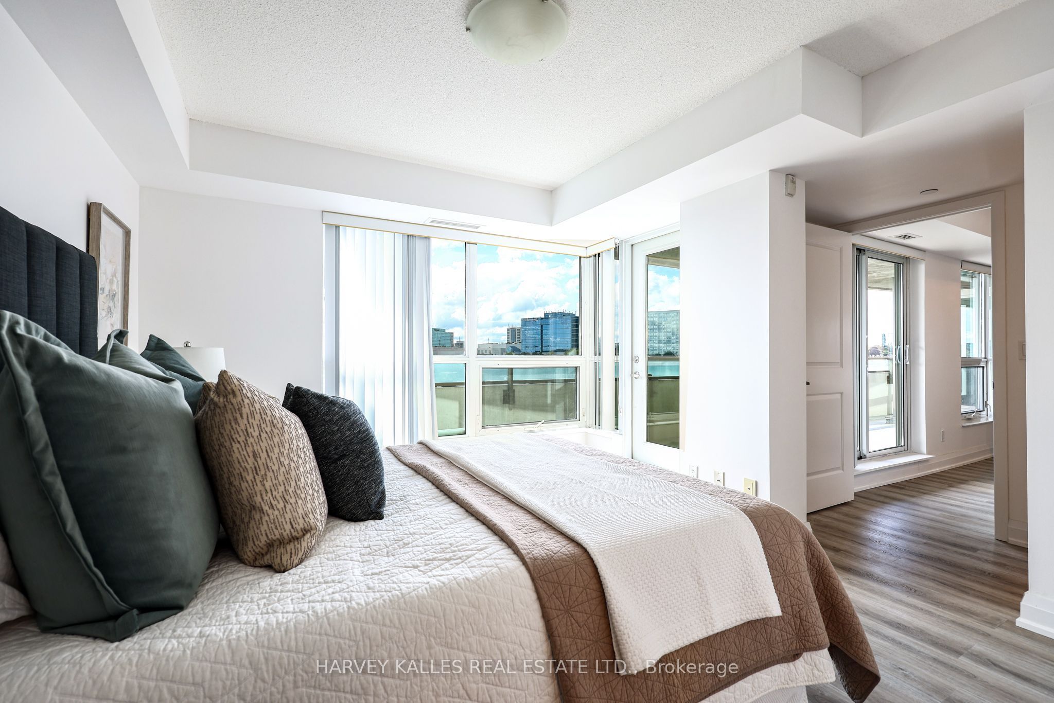 75 Norman Bethune Avenue 317 Property Photo 26