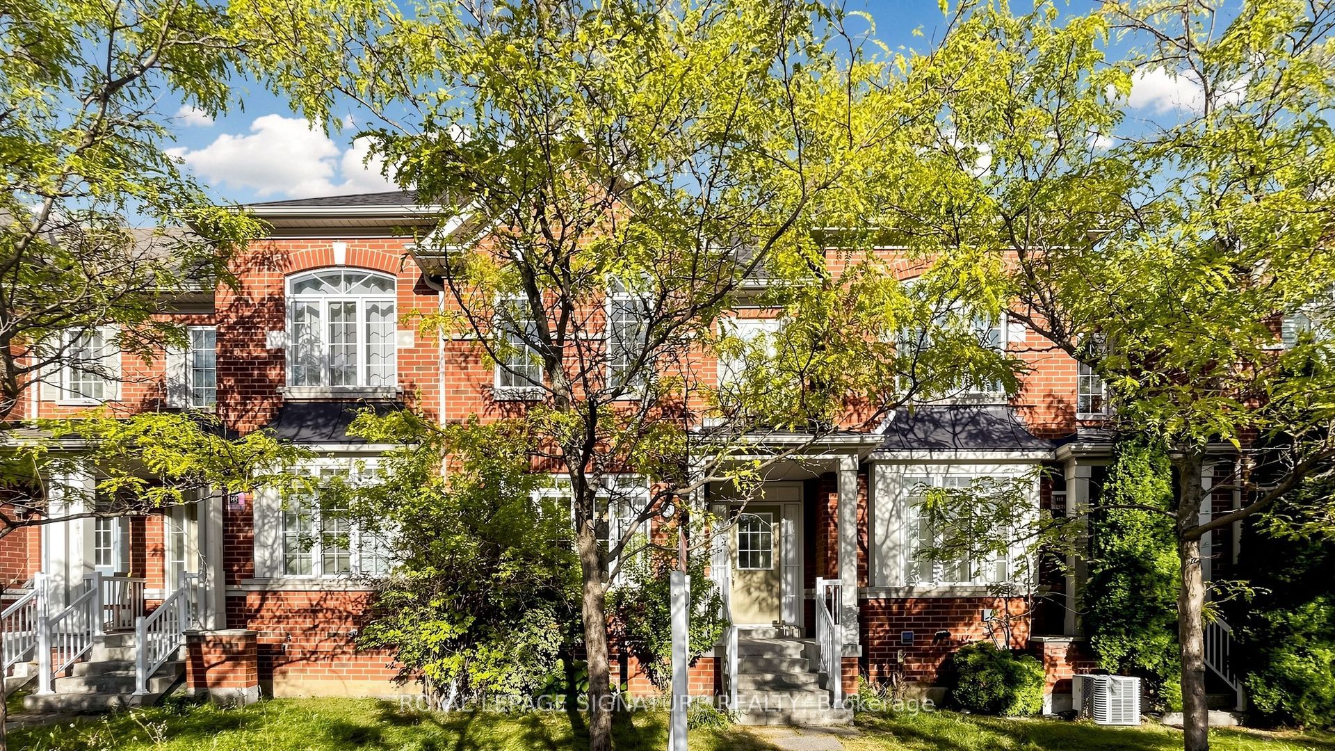 18 Montagues Lane
