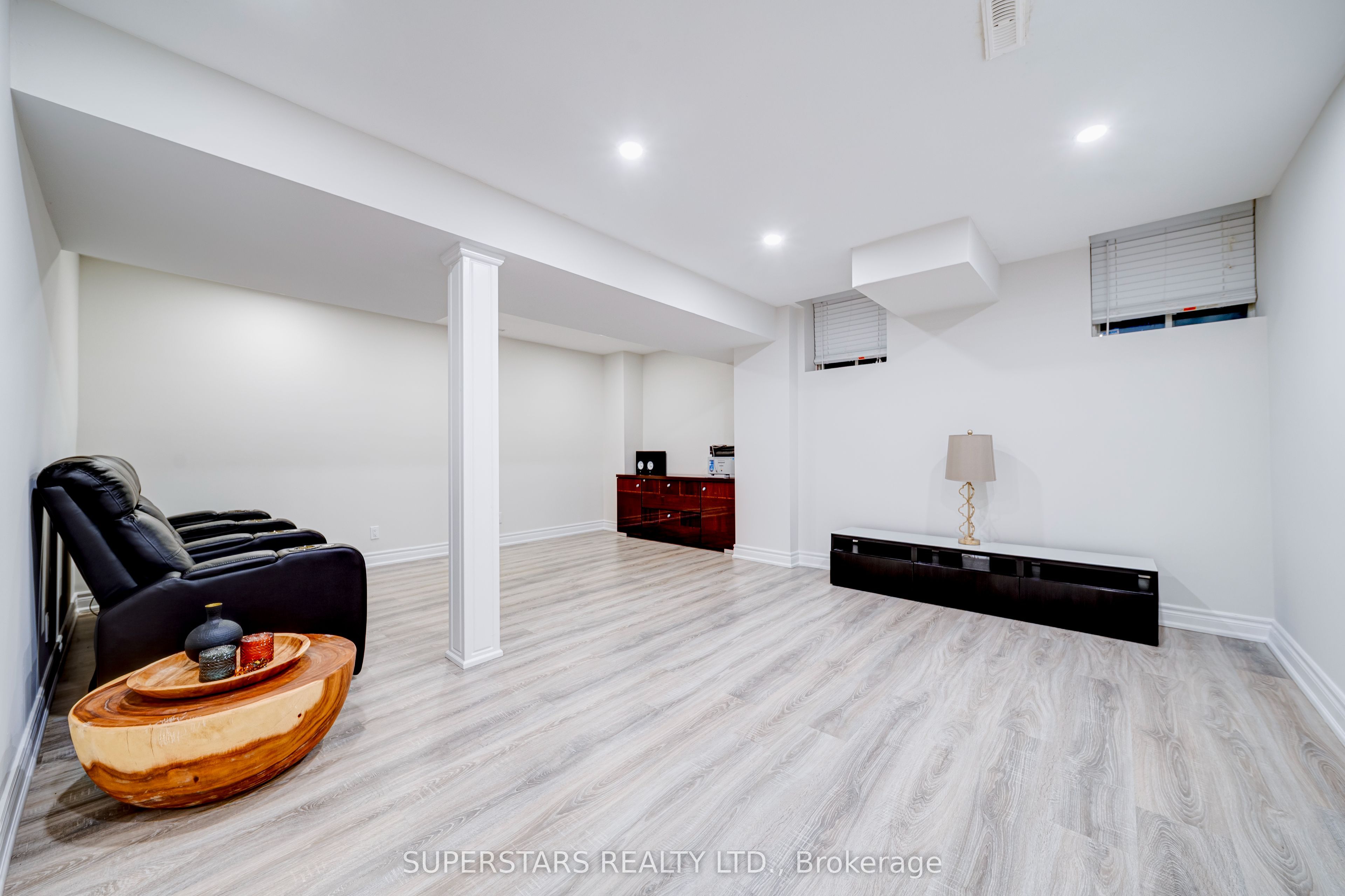 101 Gar Lehman Avenue Property Photo 28