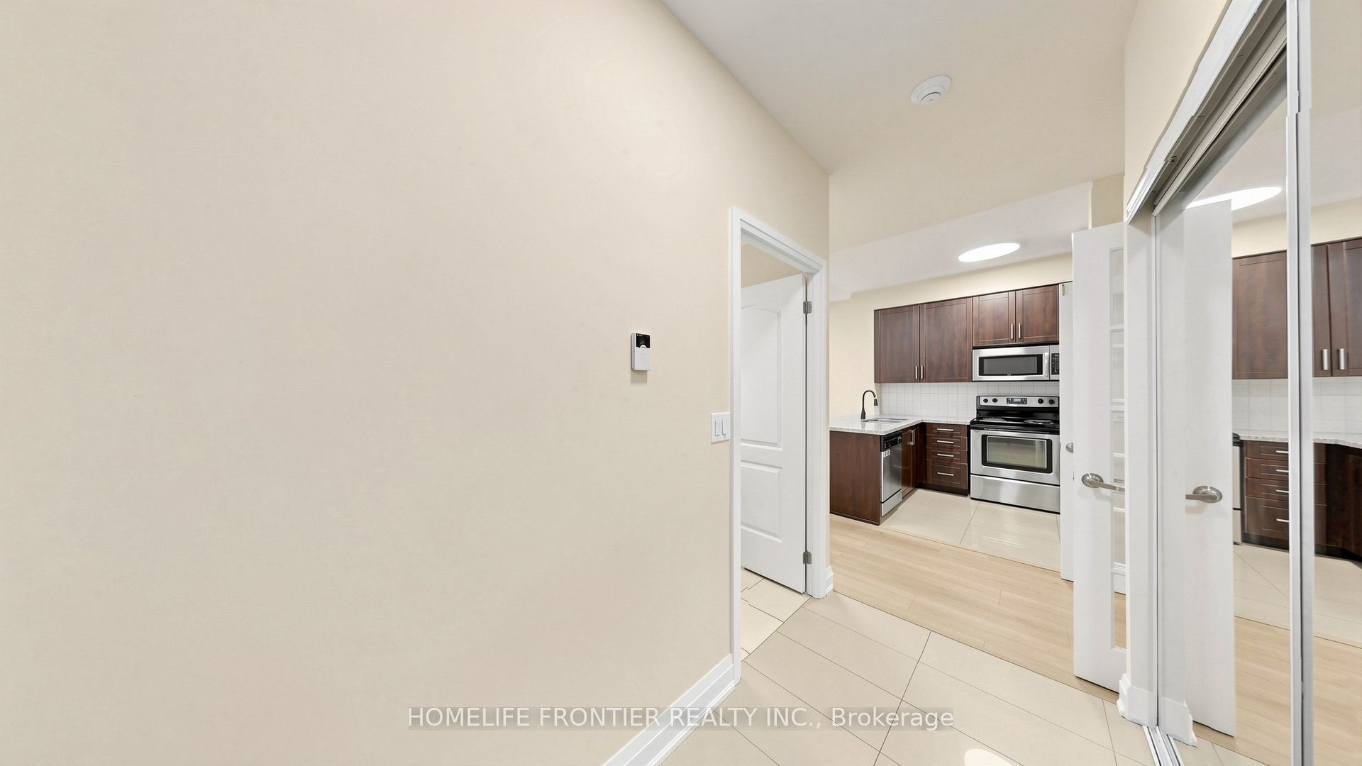 20 North Park Road 108 Property Photo 6