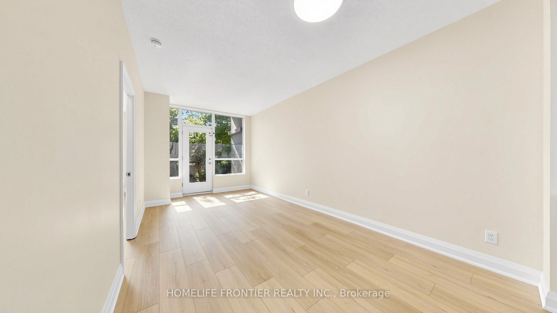 20 North Park Road 108 Property Photo 10