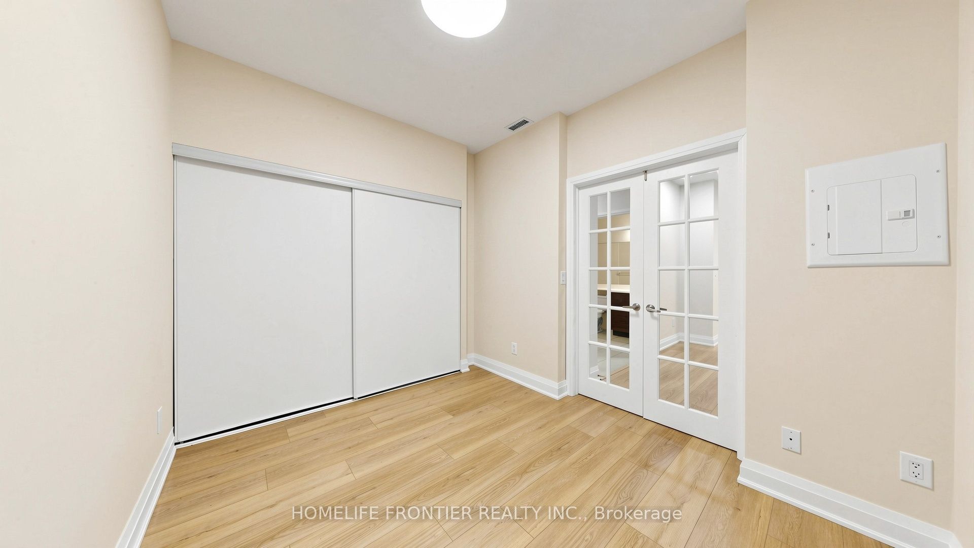 20 North Park Road 108 Property Photo 17