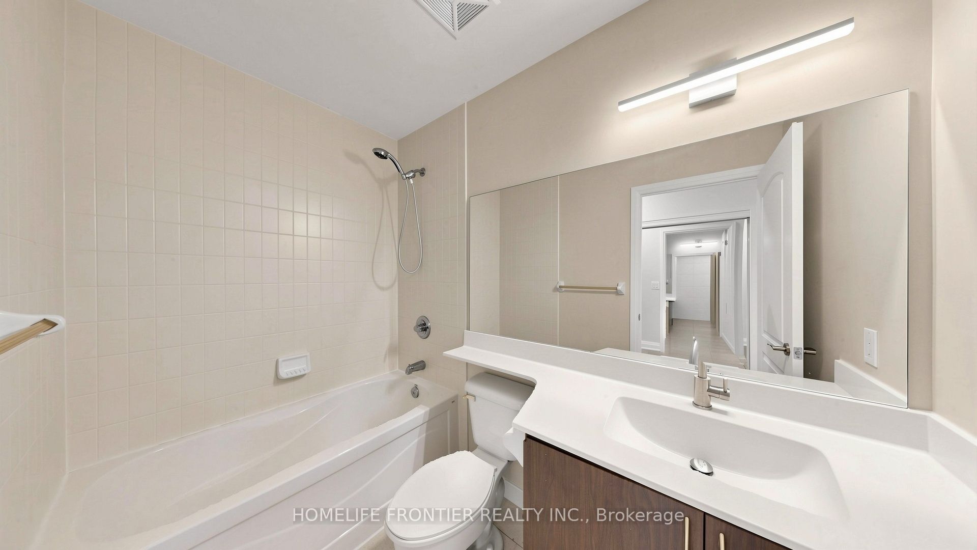 20 North Park Road 108 Property Photo 18