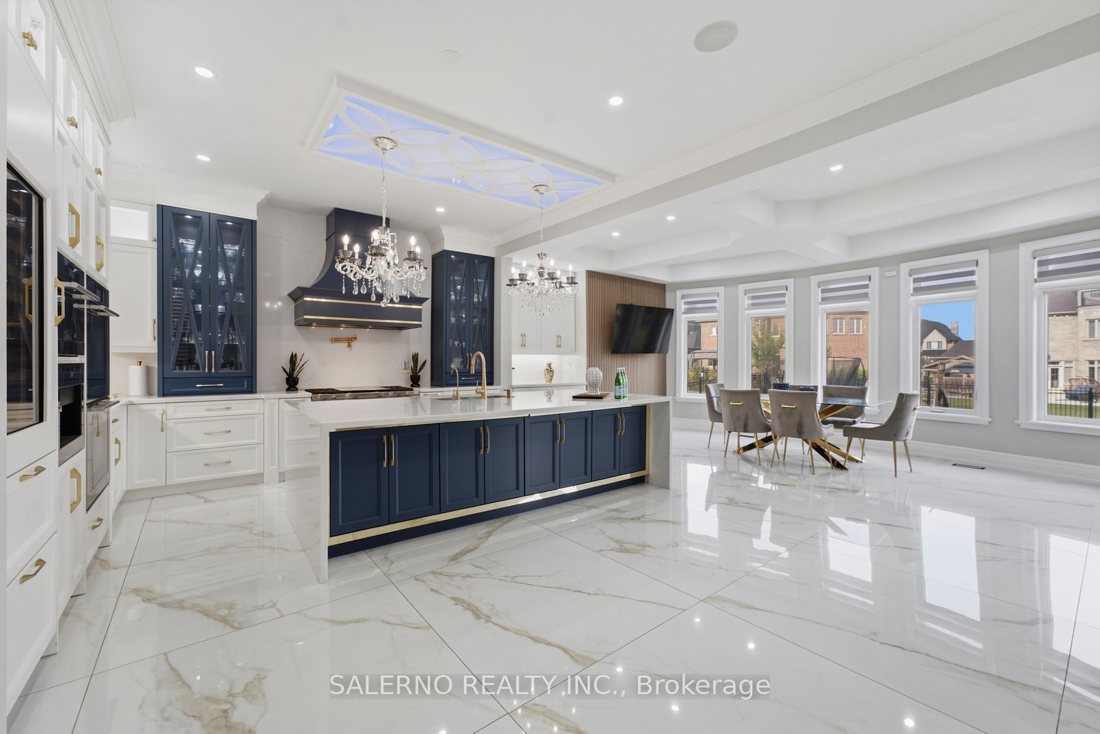21 Autumn Wind Court Property Photo 9