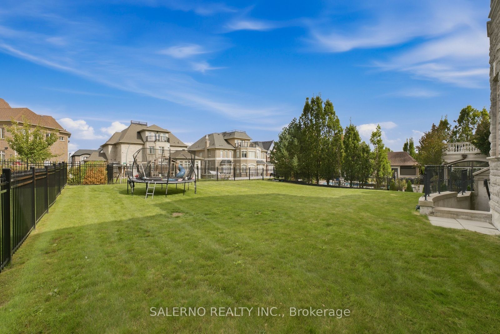 21 Autumn Wind Court Property Photo 46