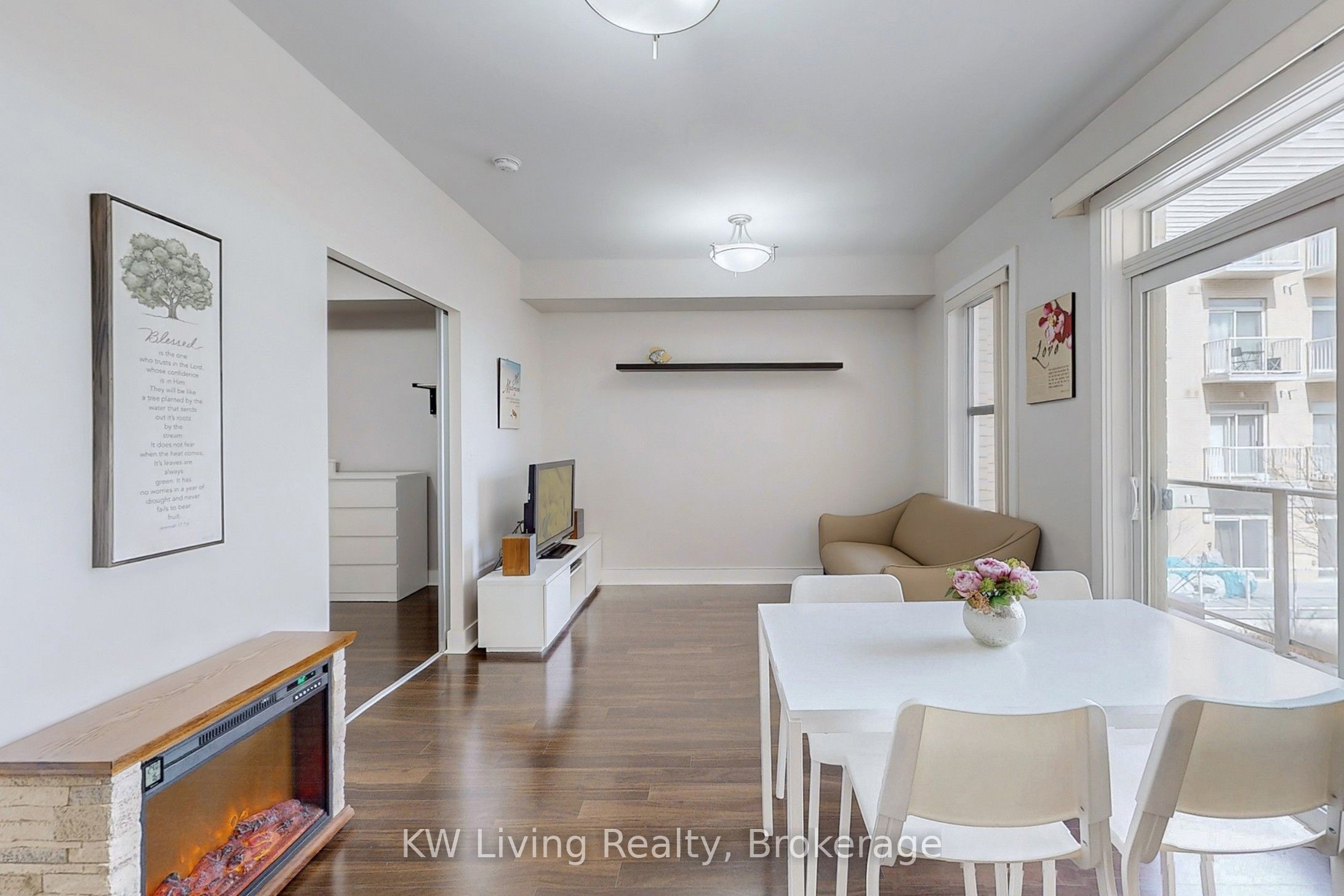28 Prince Regent Street 203 Property Photo 7