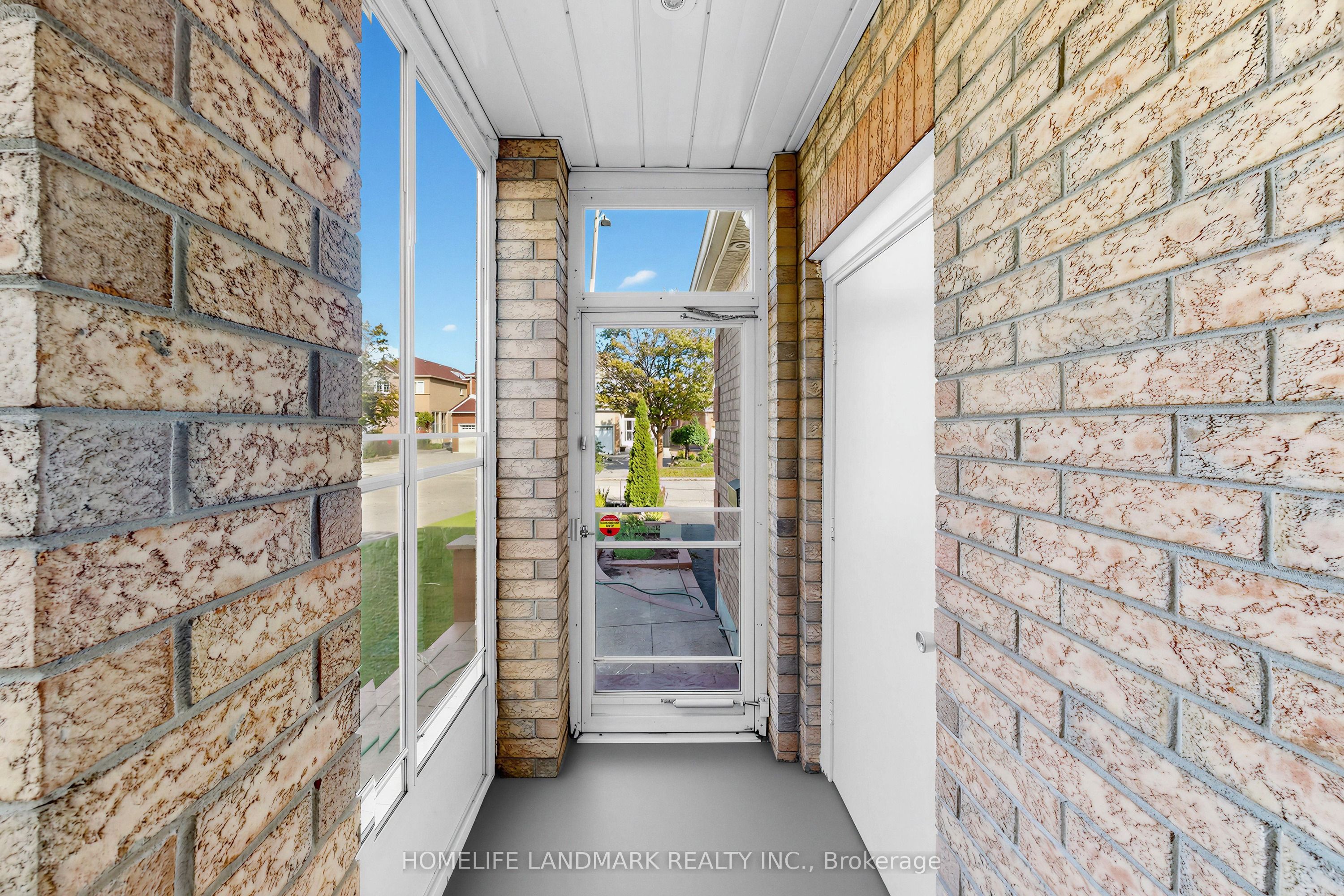 106 Clarion Crescent Property Photo 4