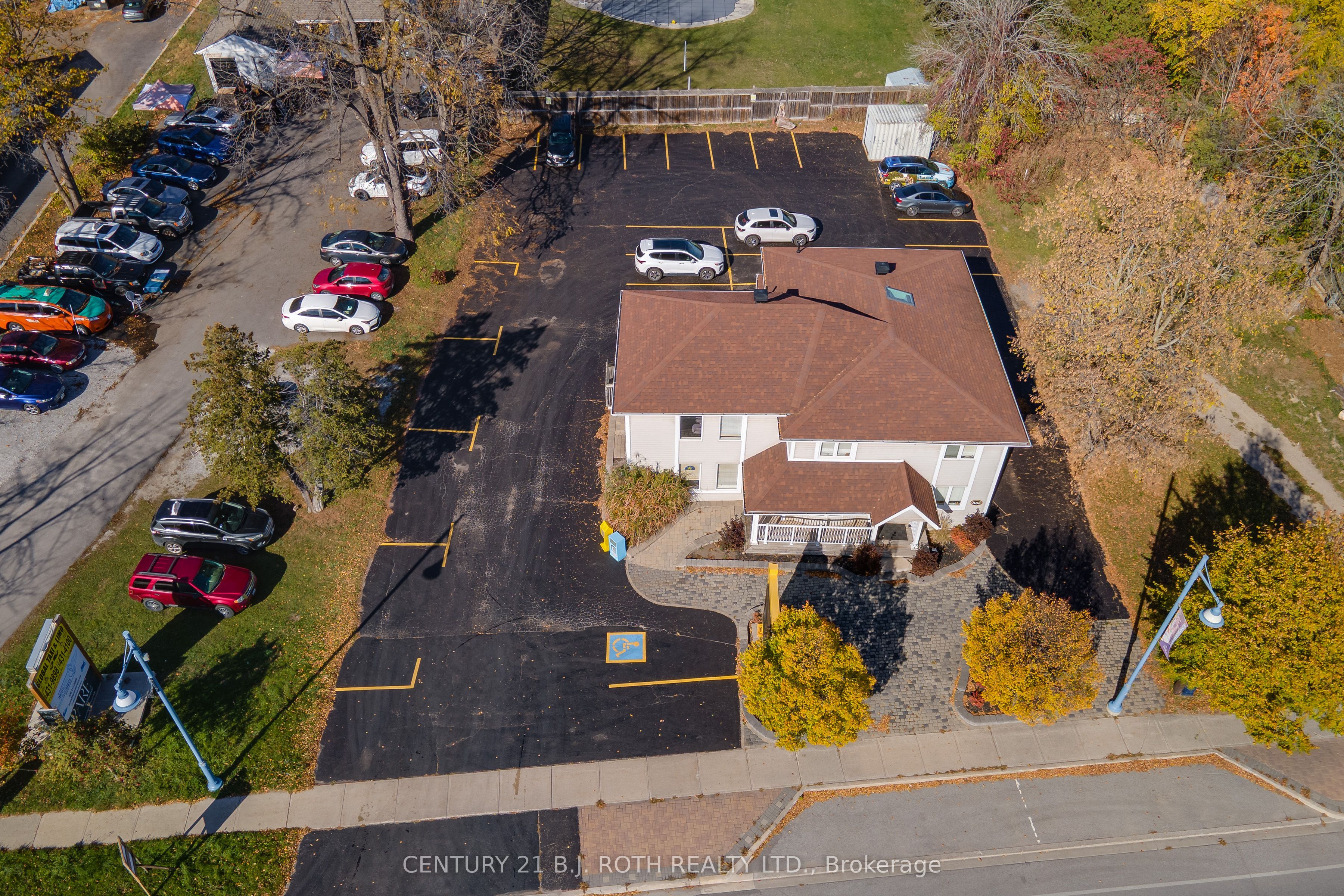 888 Innisfil Beach Road Property Photo 22