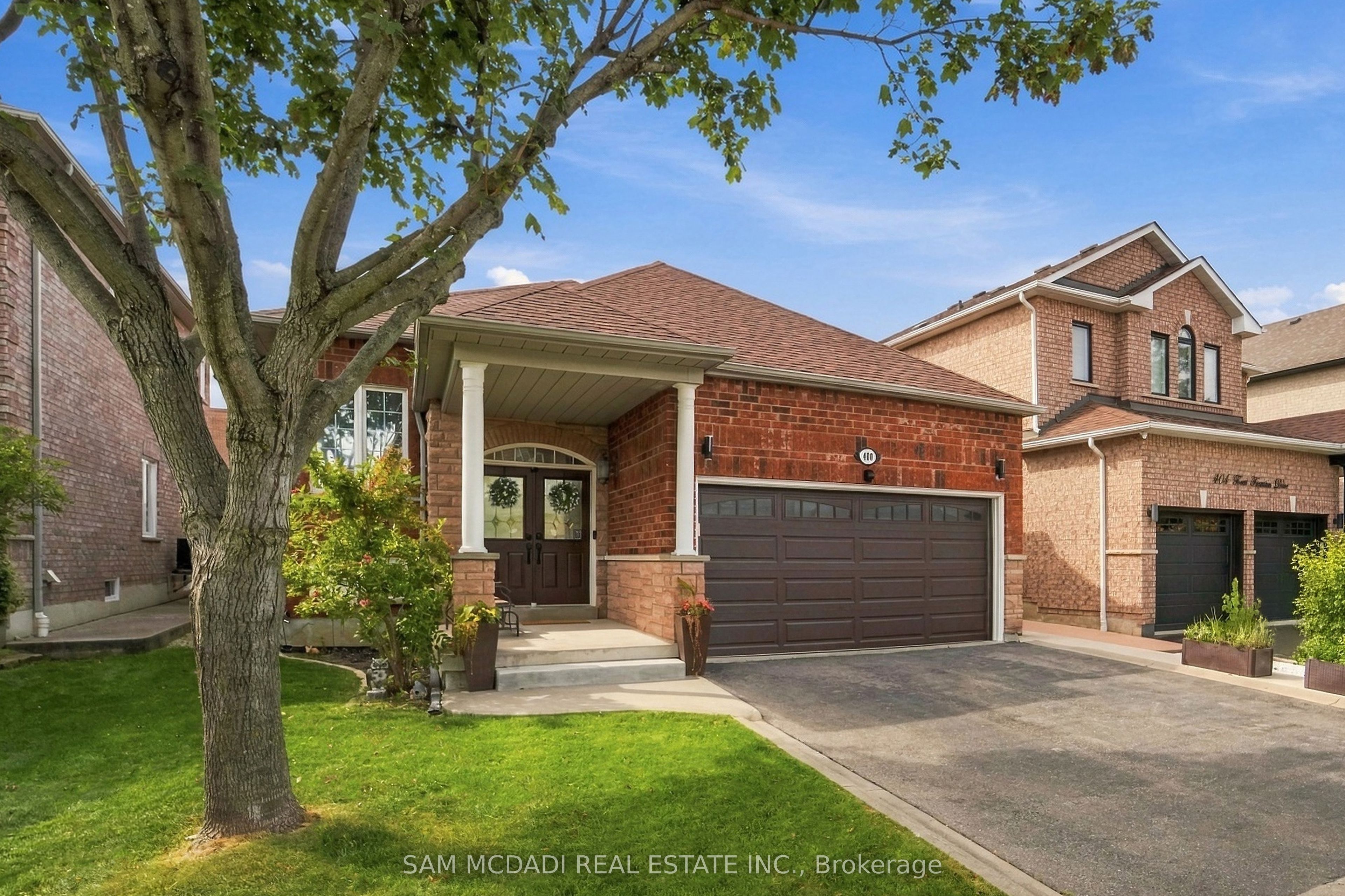 400 Forest Fountain Drive Property Photo 1