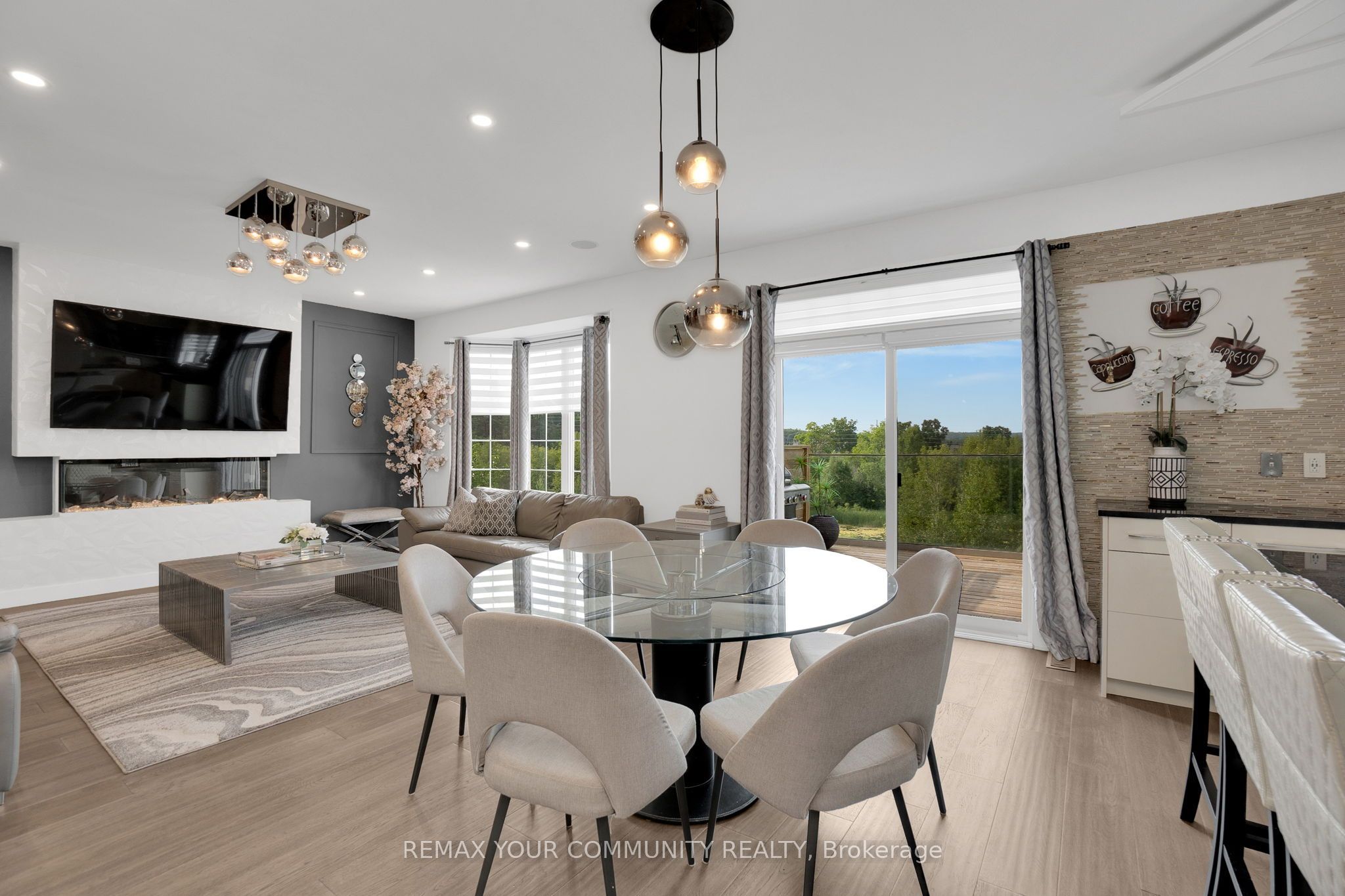 130 Santa Amato Crescent Property Photo 11