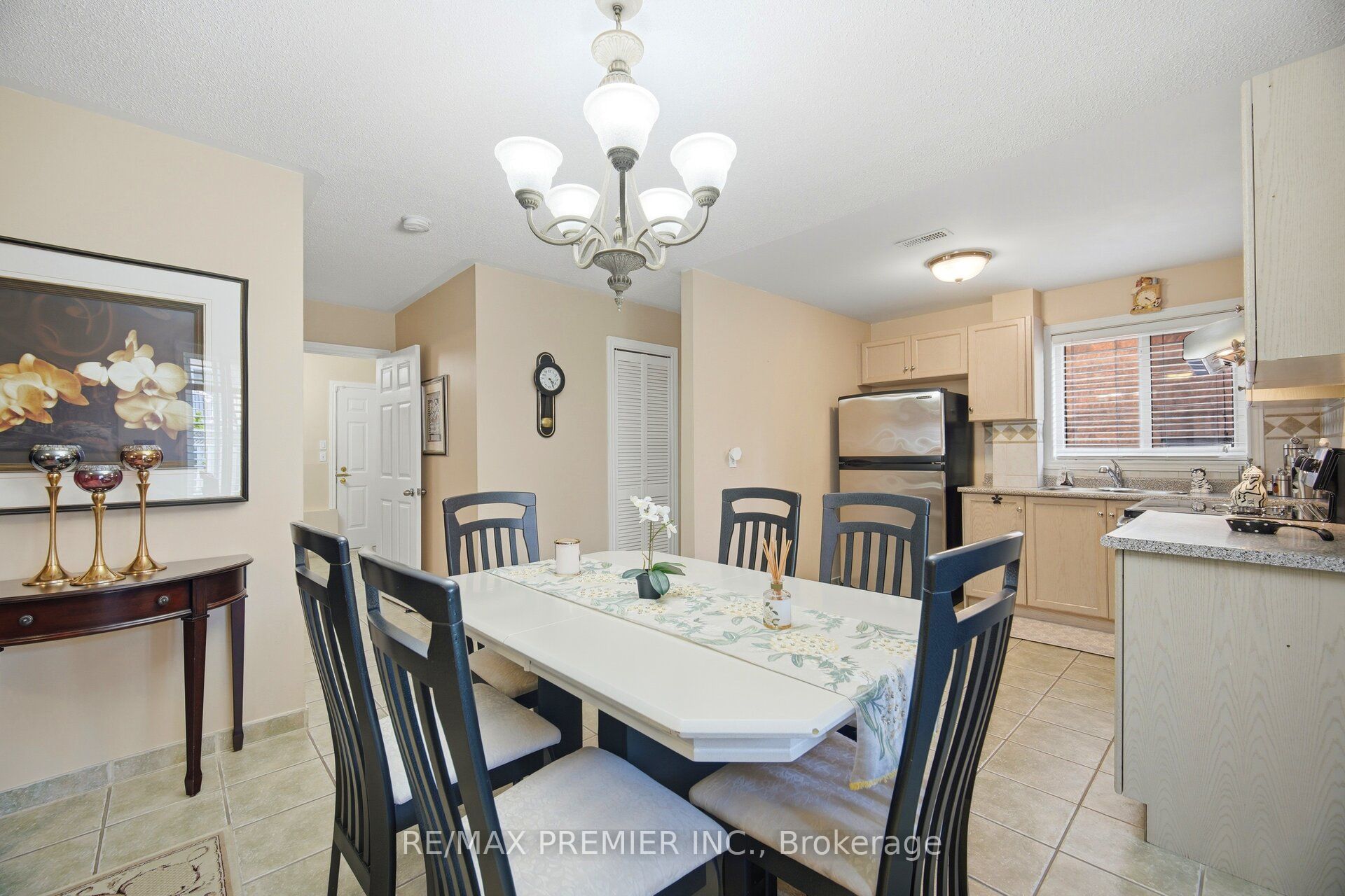 137 Blackthorn Drive Property Photo 22