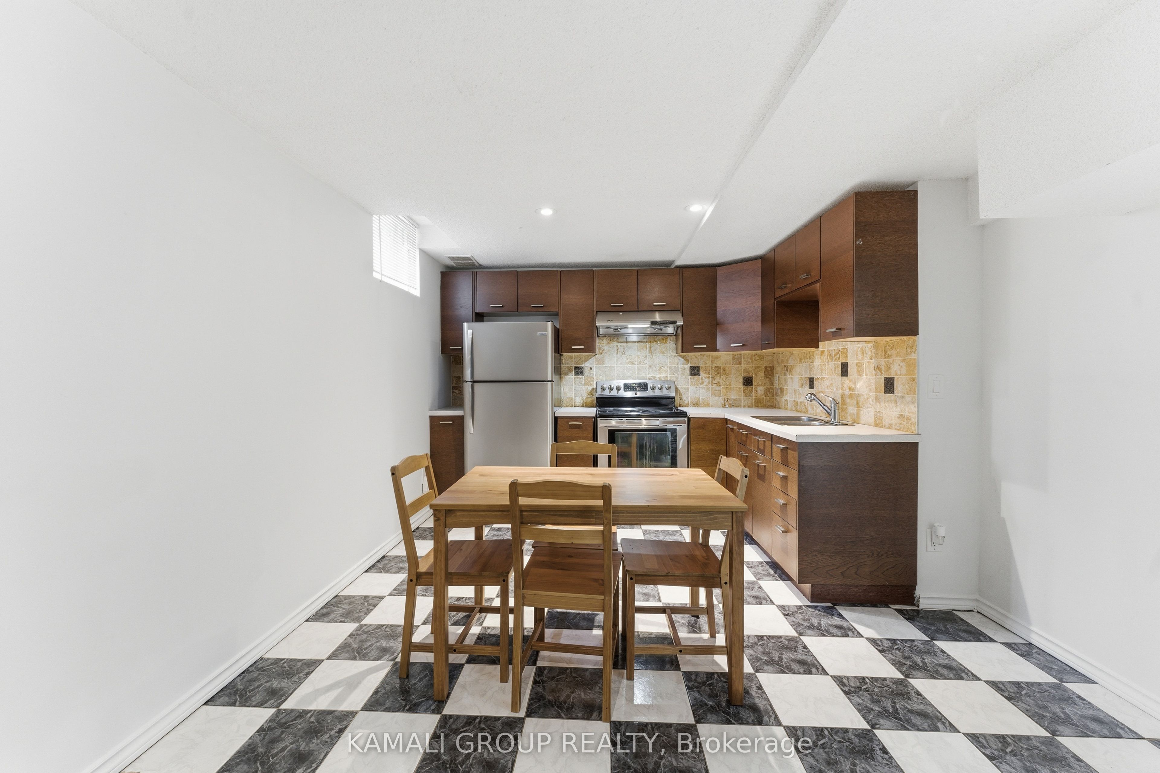108 Killian Road Property Photo 42