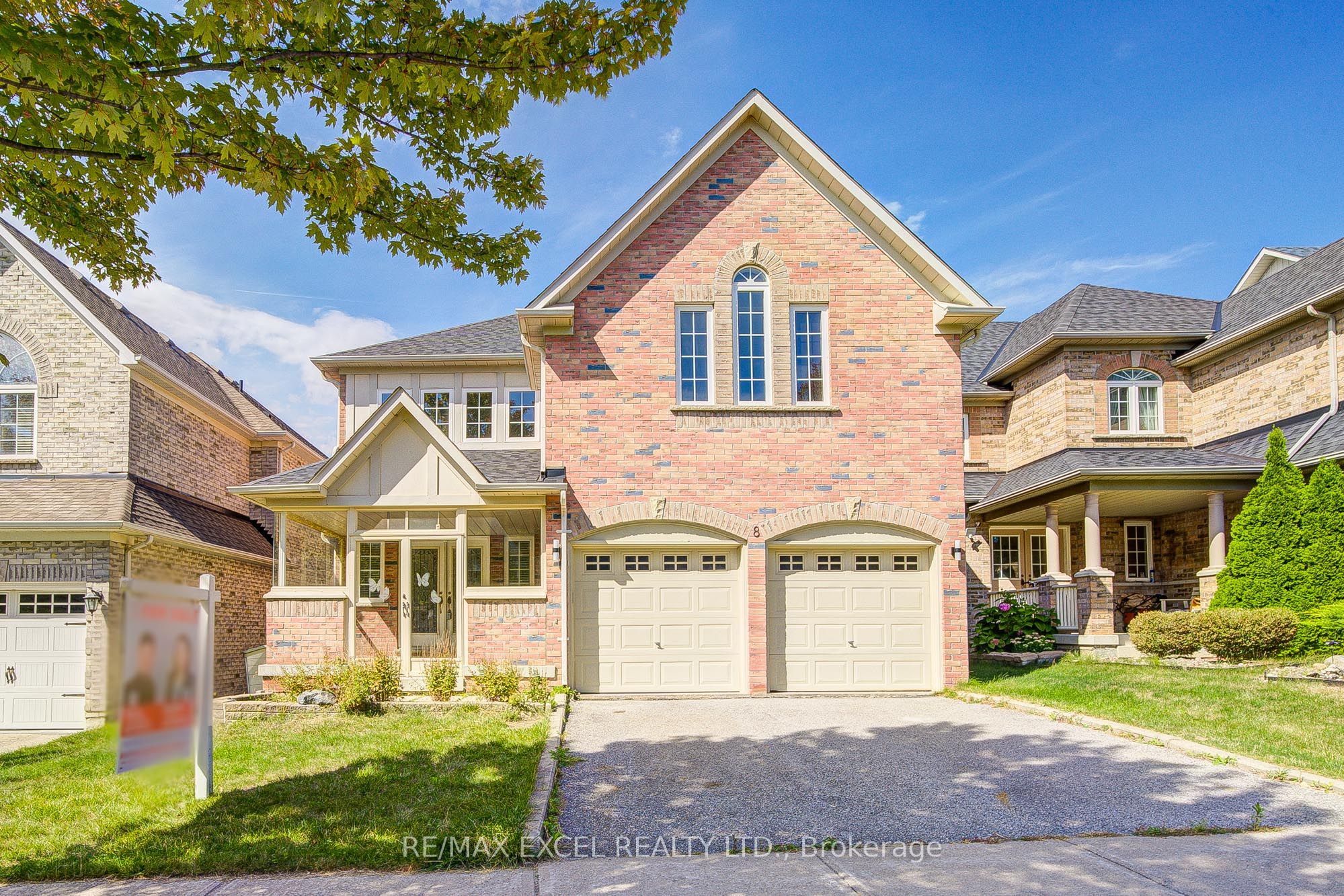 8 Hollylane Drive Property Photo 1