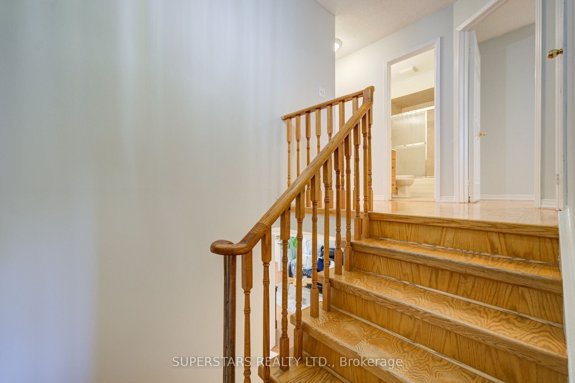 75 Marydale Avenue Property Photo 16