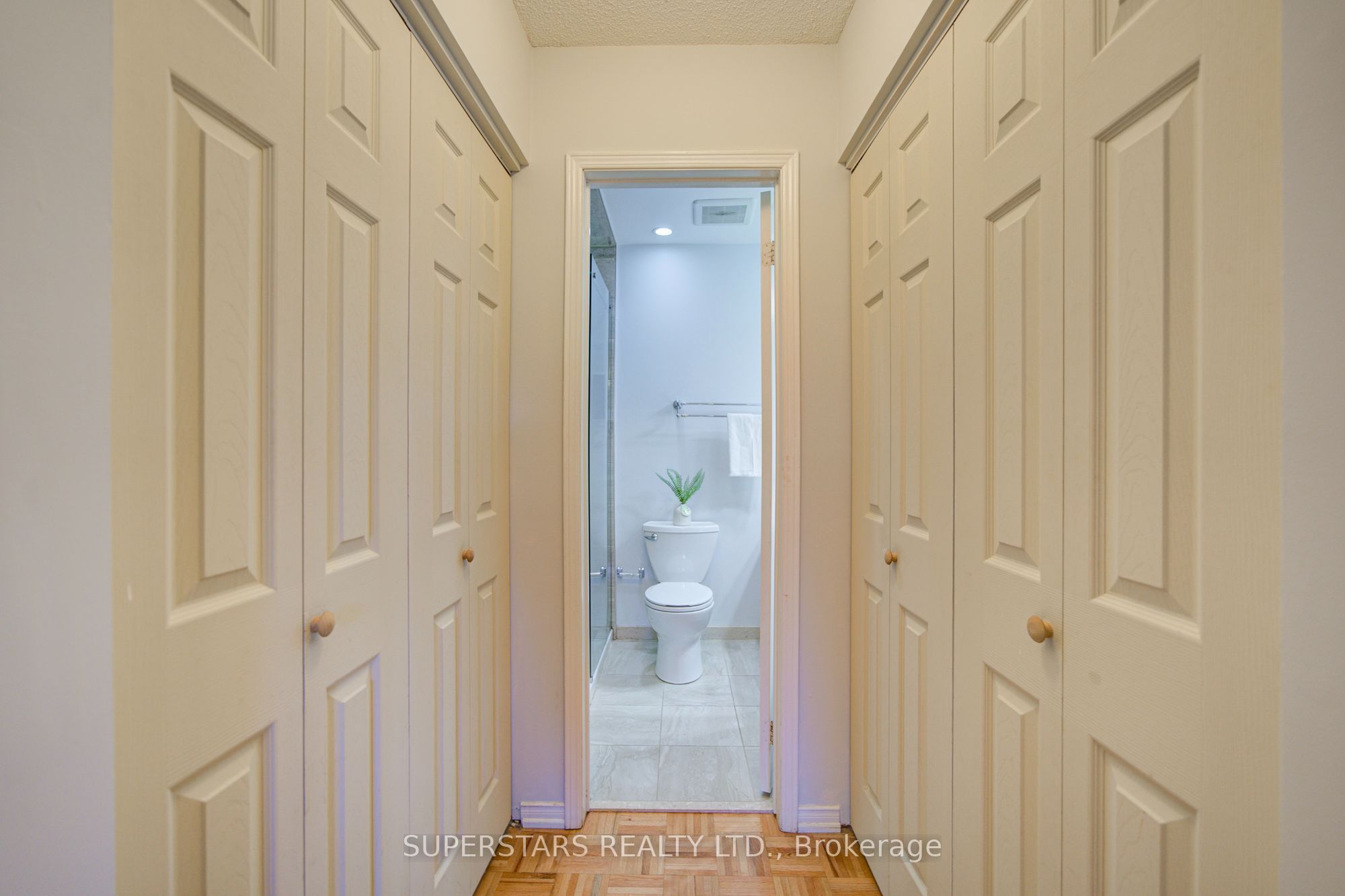 75 Marydale Avenue Property Photo 27