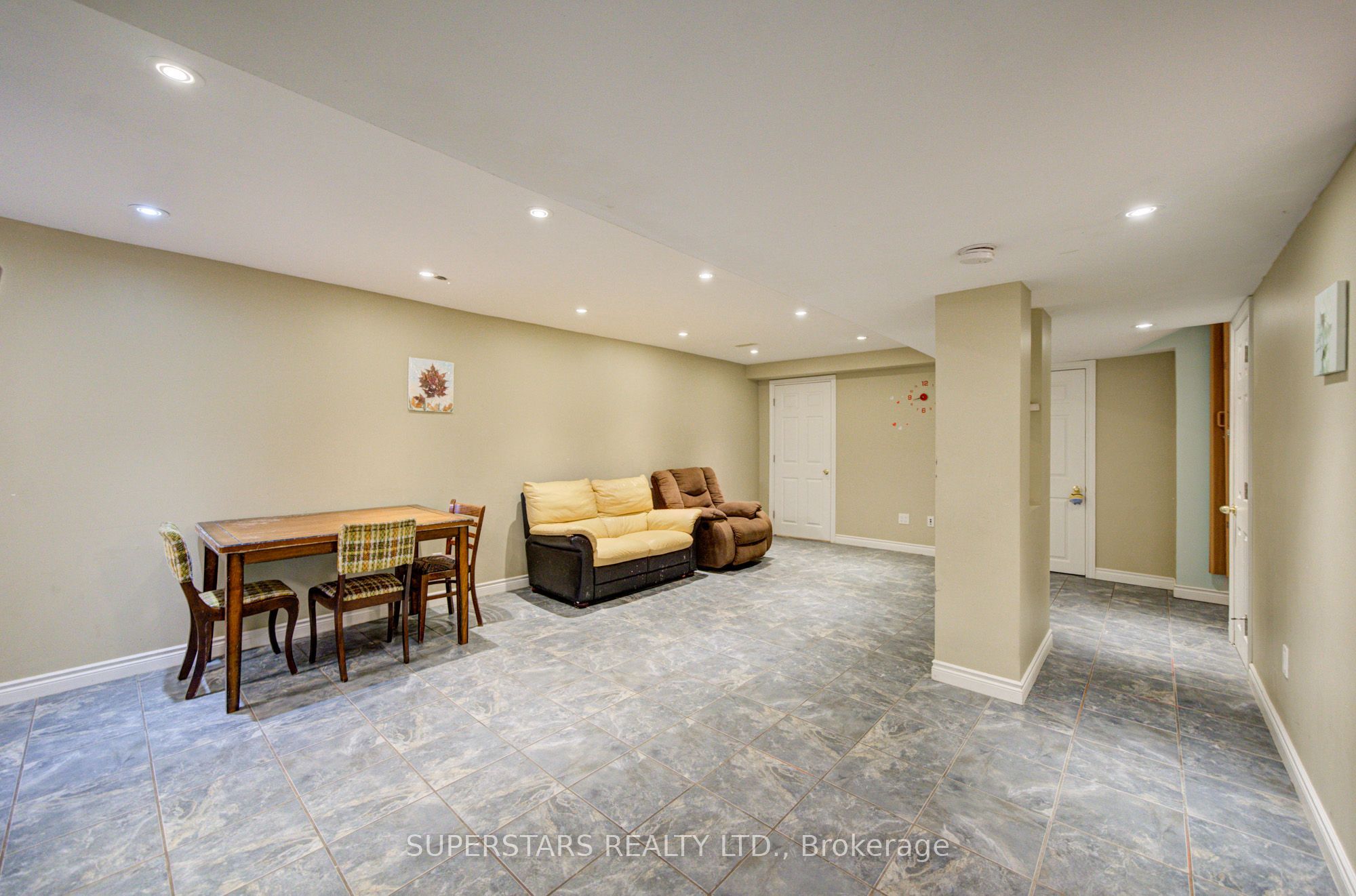 75 Marydale Avenue Property Photo 33