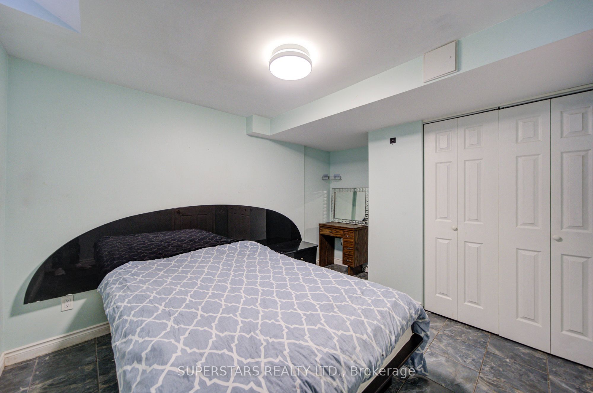 75 Marydale Avenue Property Photo 40