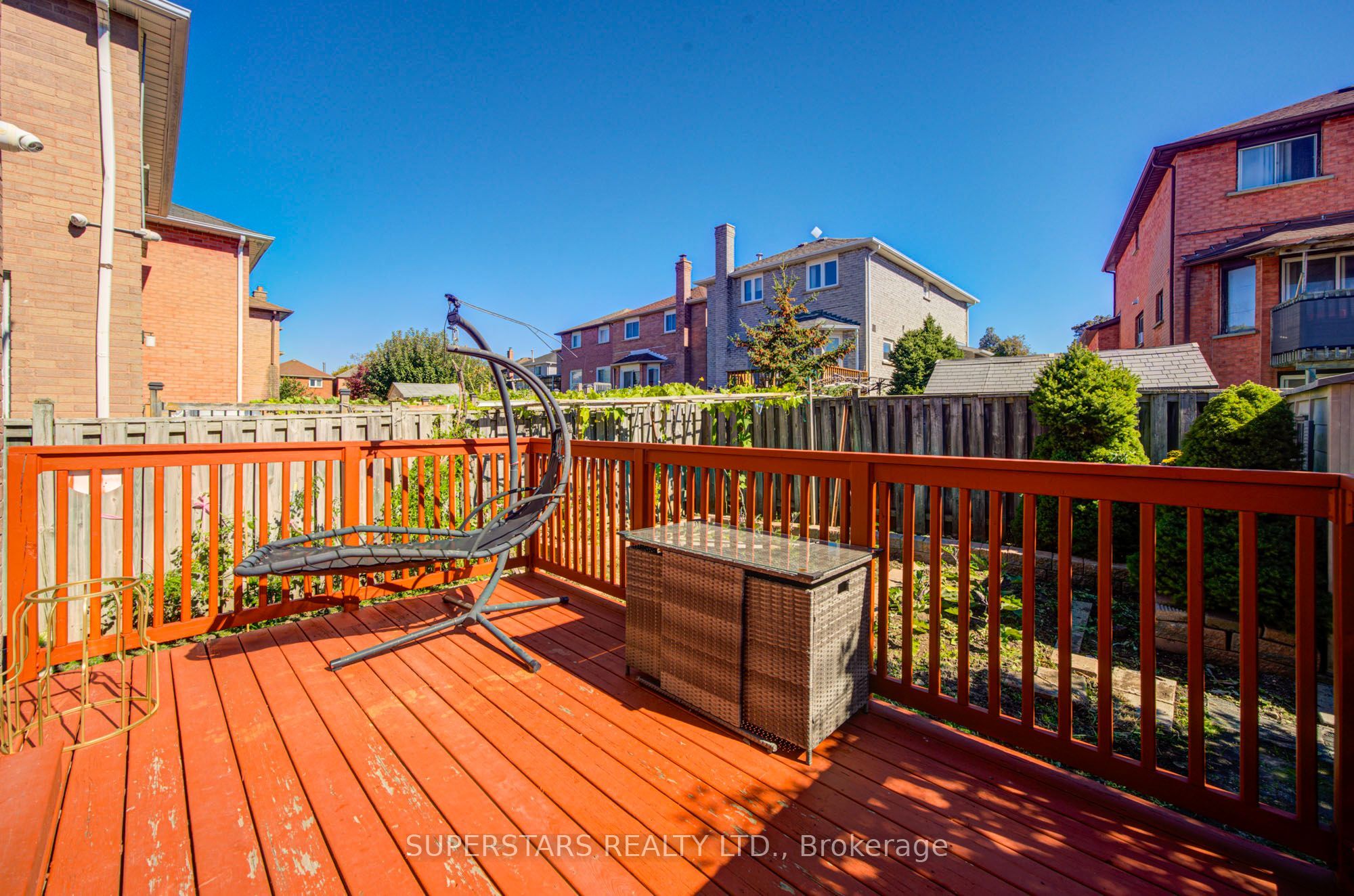 75 Marydale Avenue Property Photo 44