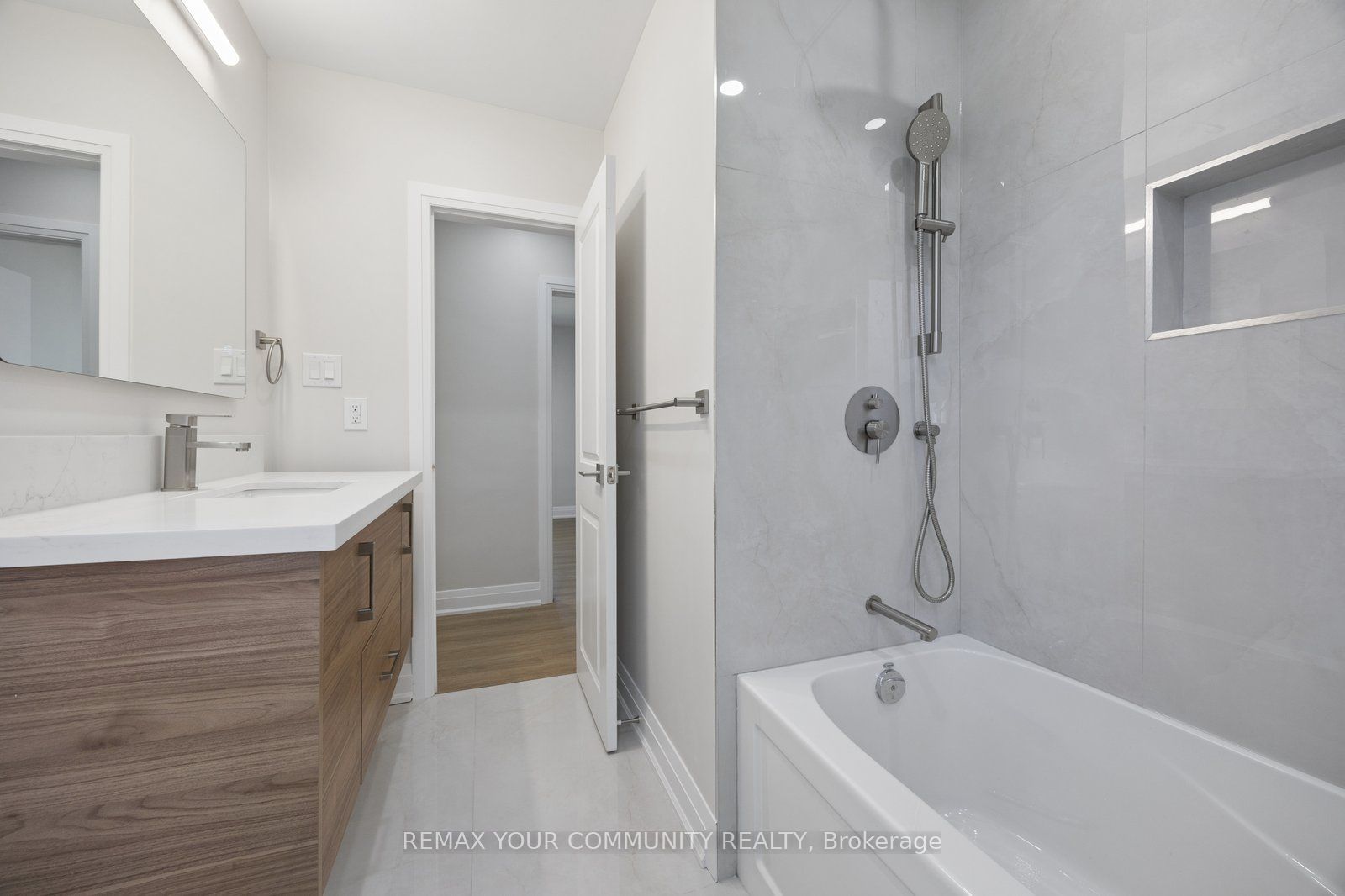 110 Evahill Crescent Property Photo 11