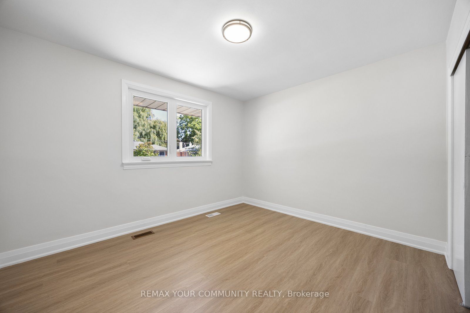 110 Evahill Crescent Property Photo 13