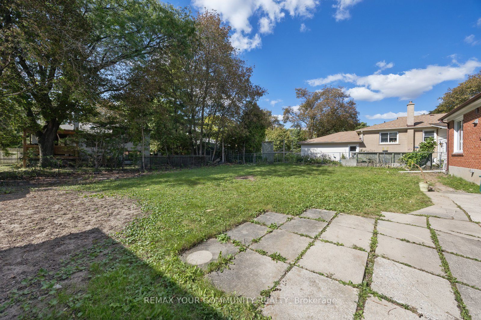 110 Evahill Crescent Property Photo 20