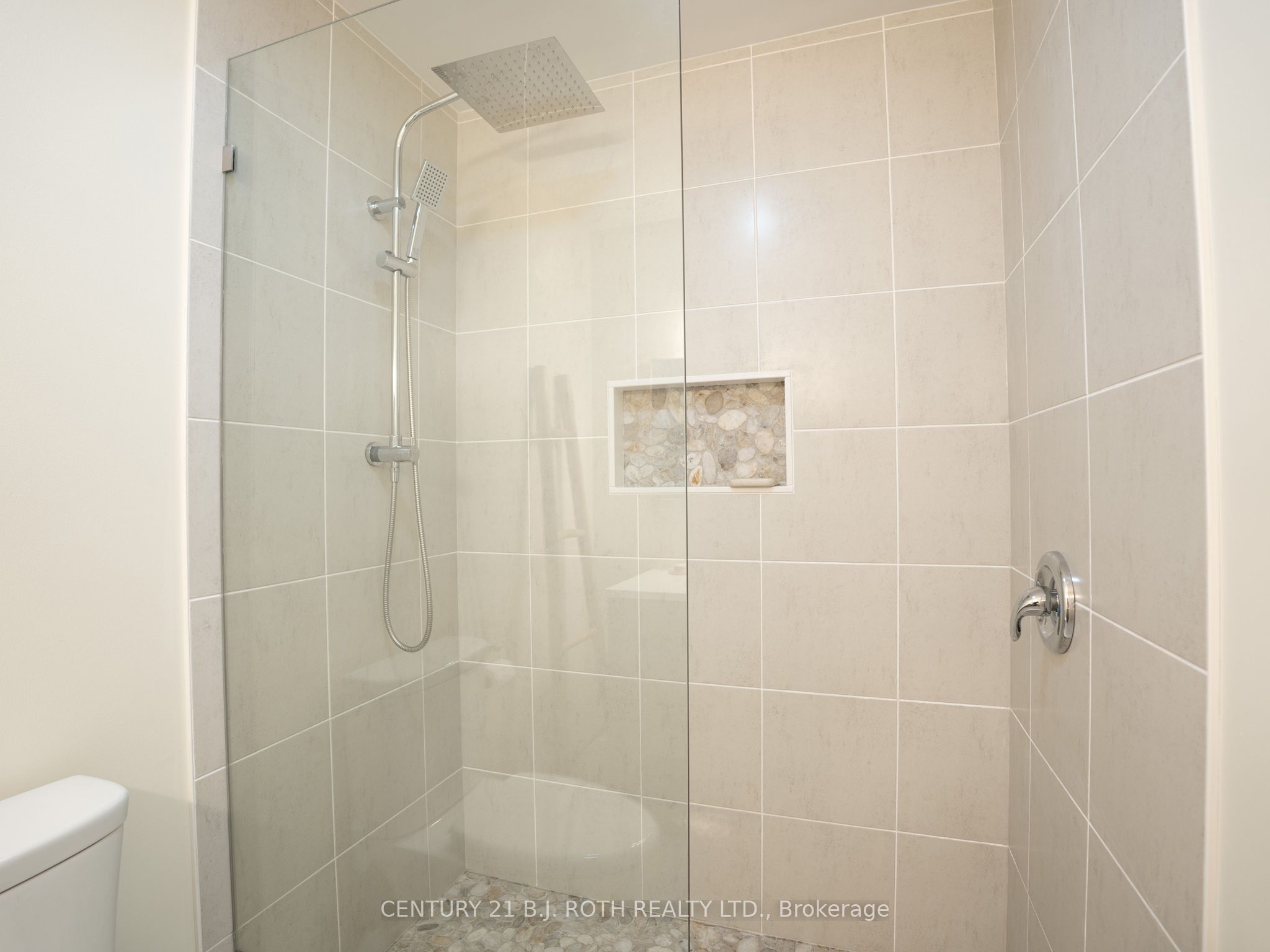 26 Bedford Road Property Photo 29