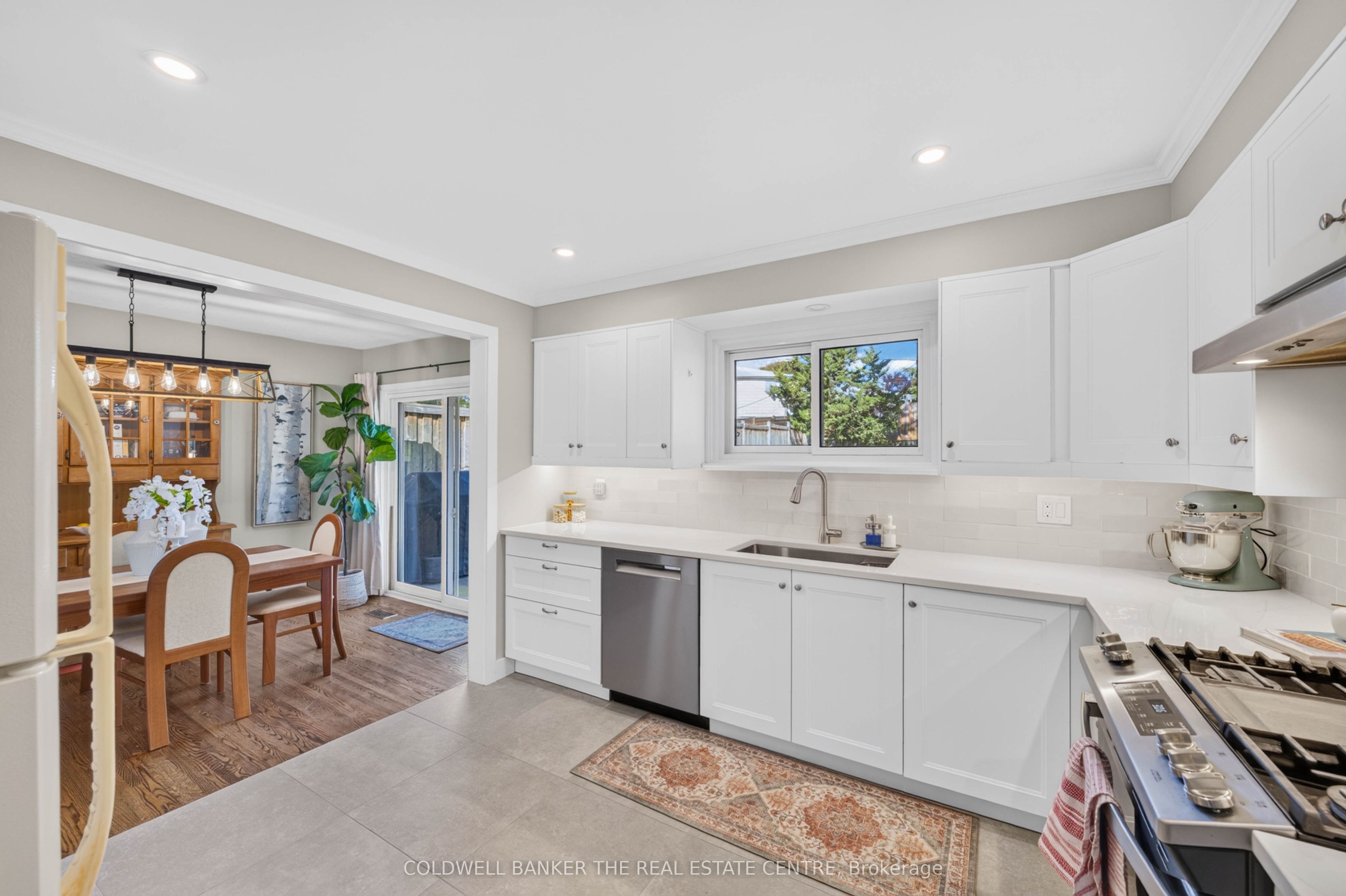 127 Roxborough Road Property Photo 8