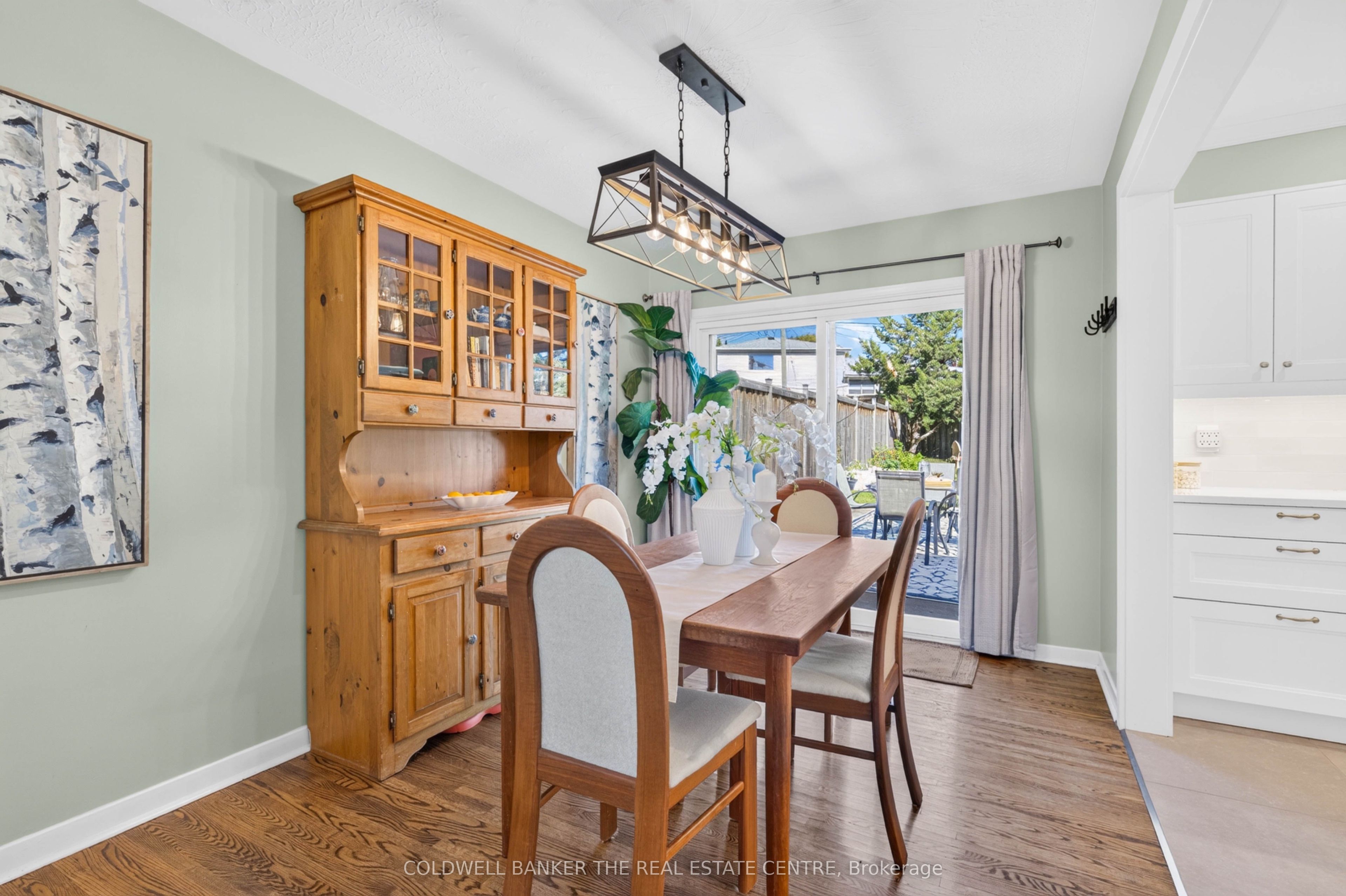 127 Roxborough Road Property Photo 10