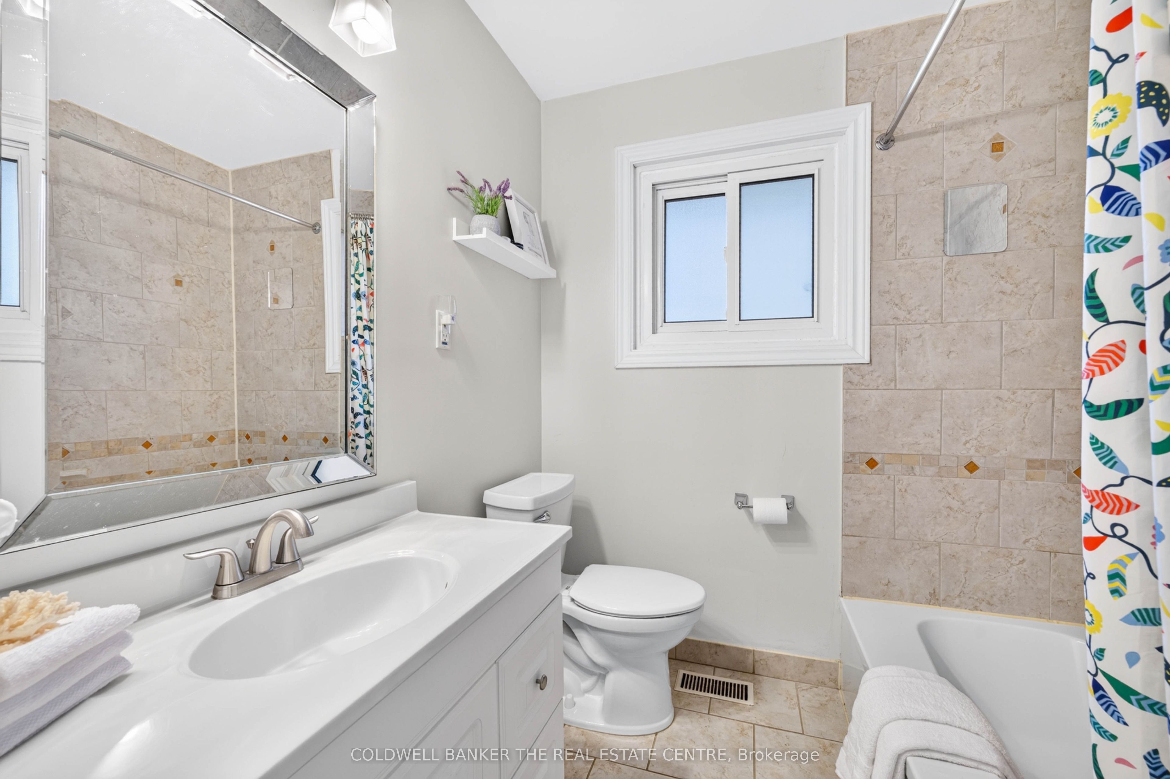 127 Roxborough Road Property Photo 16