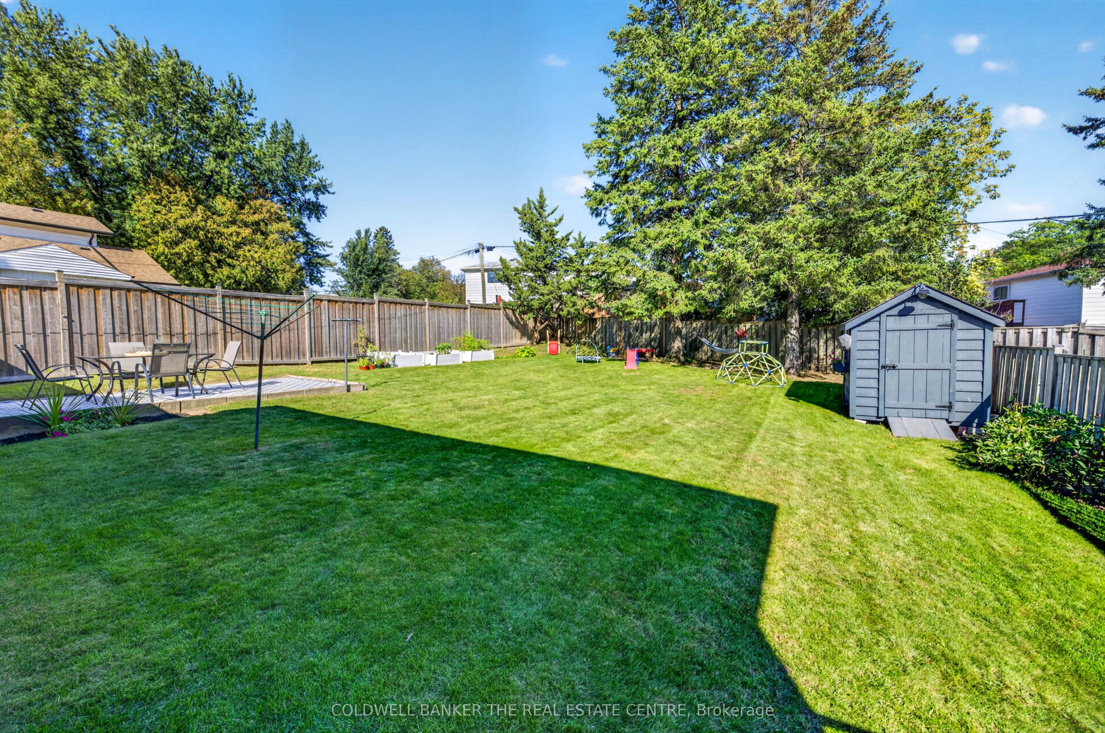 127 Roxborough Road Property Photo 22