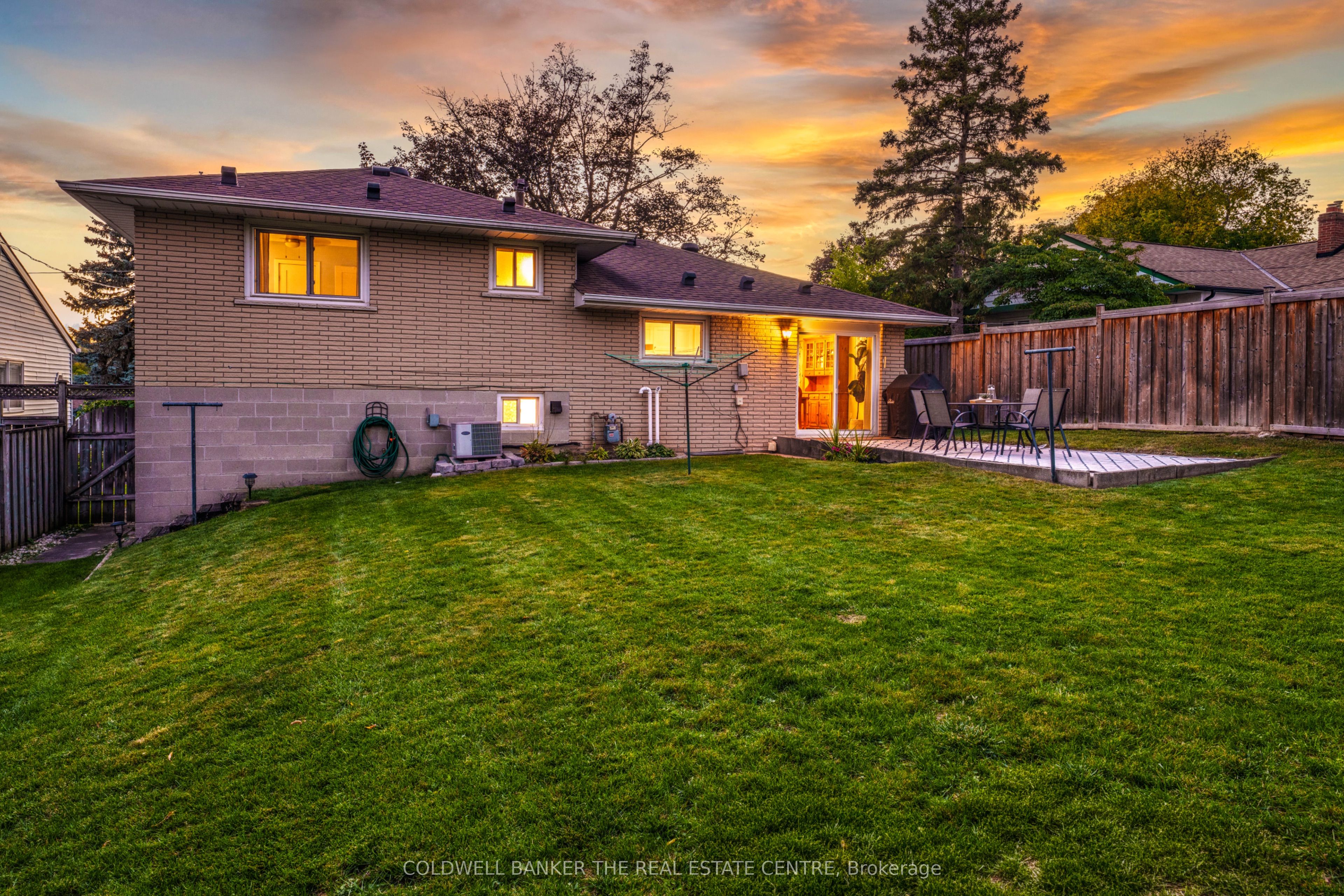 127 Roxborough Road Property Photo 24