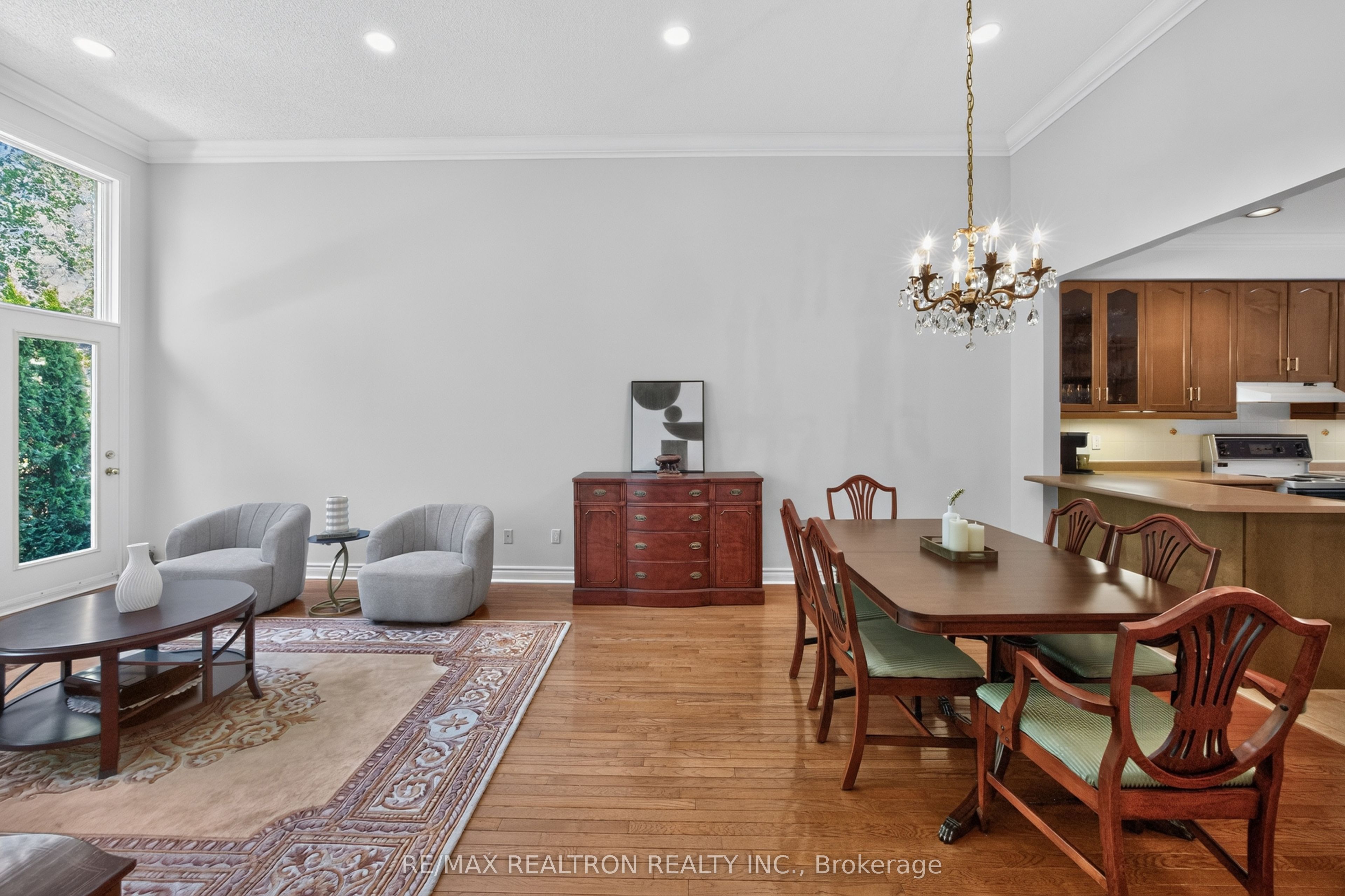 402 Morley Cook Crescent Property Photo 13