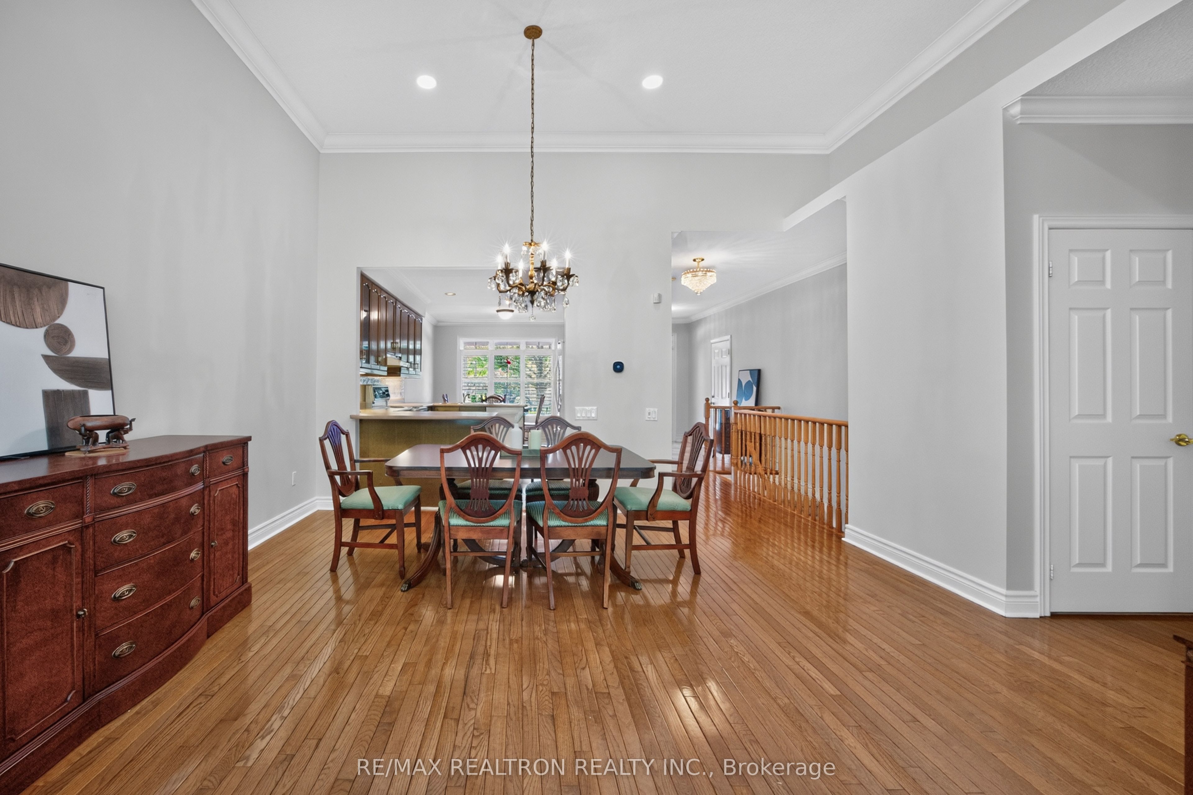 402 Morley Cook Crescent Property Photo 16
