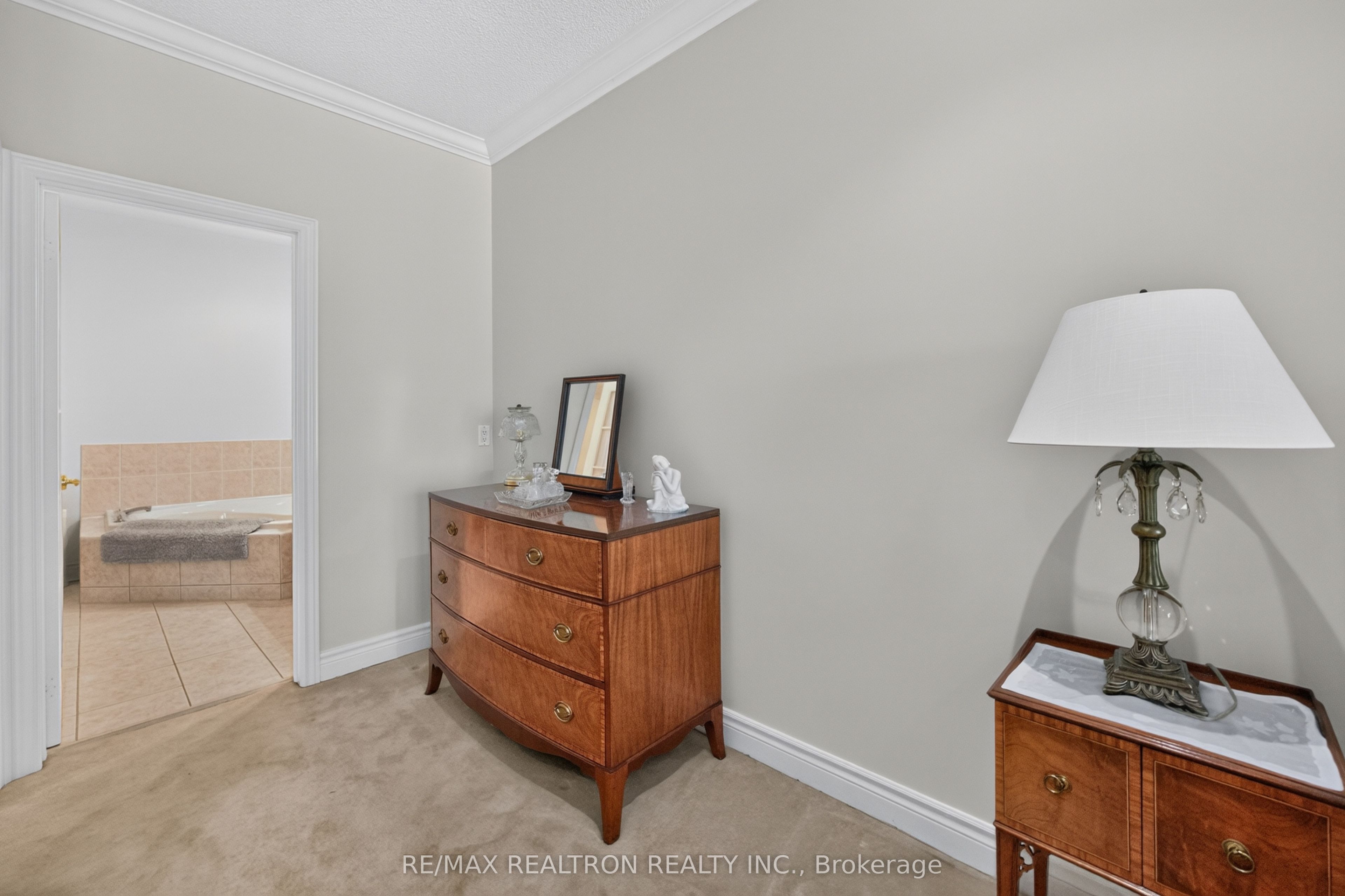 402 Morley Cook Crescent Property Photo 27