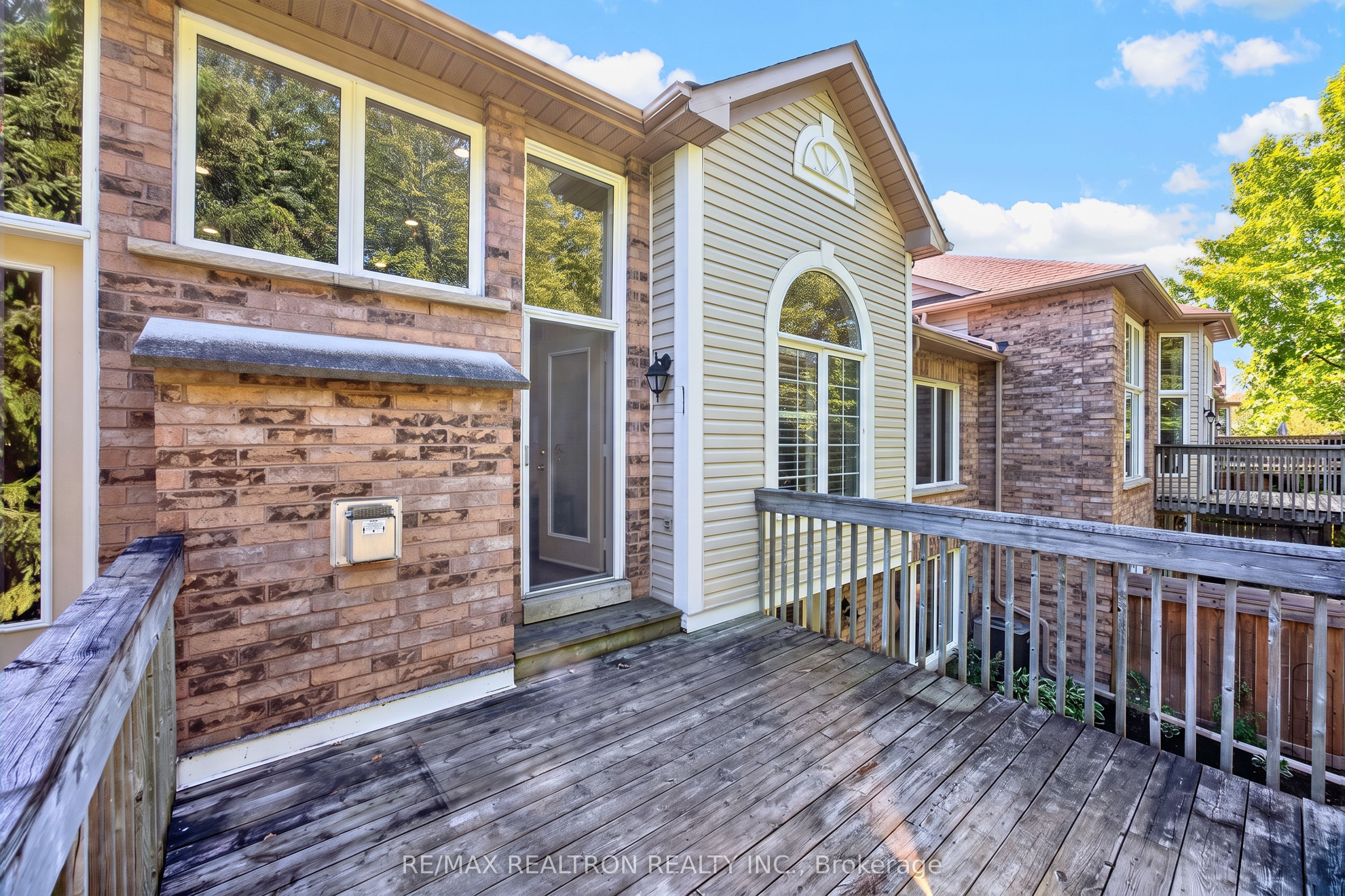 402 Morley Cook Crescent Property Photo 43