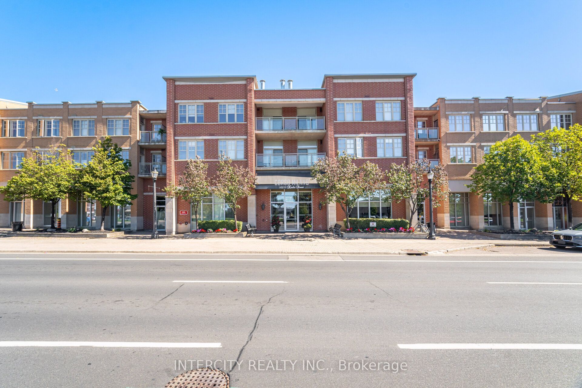 10211 Keele Street 207