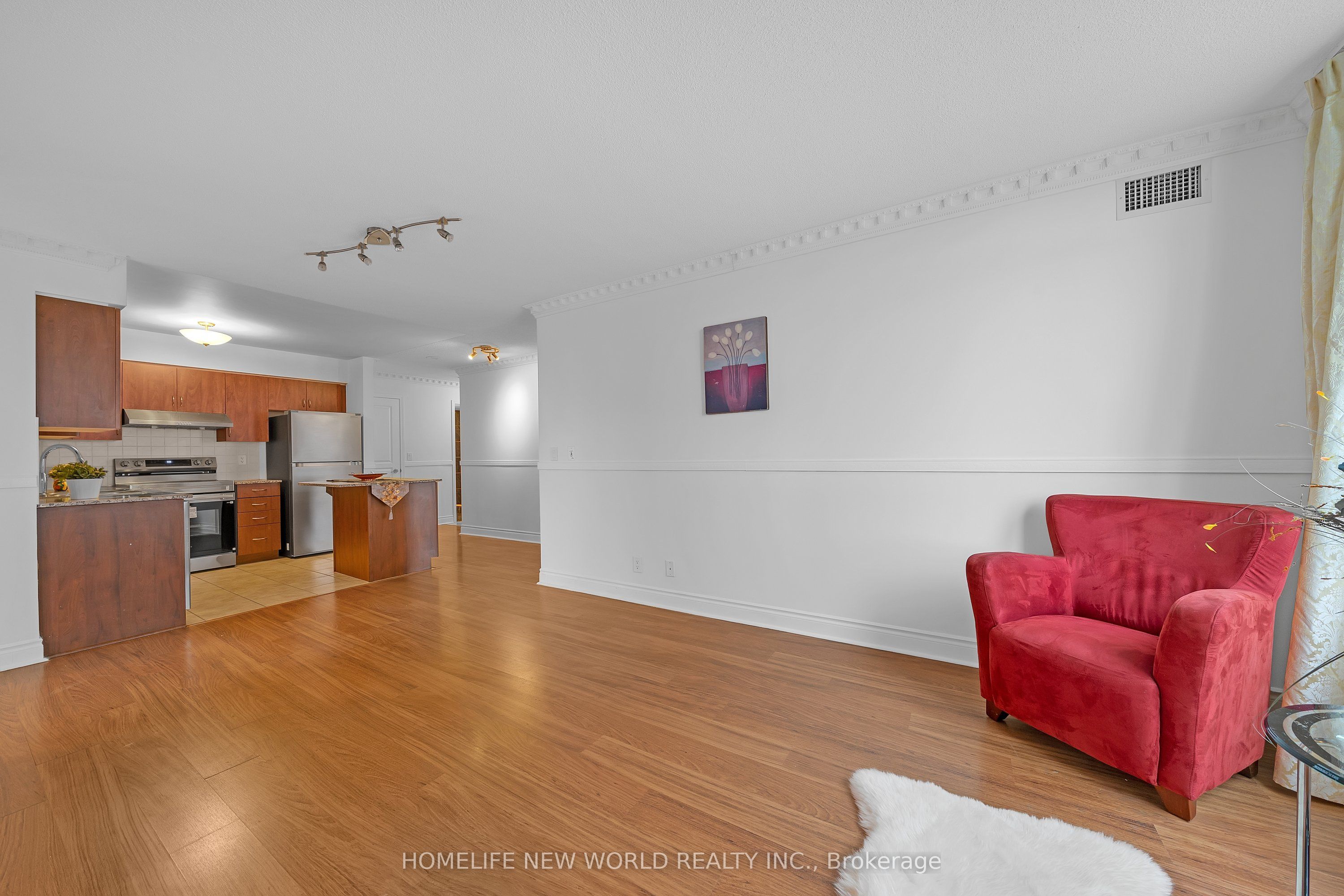 55 South Town Centre Boulevard 912 Property Photo 8