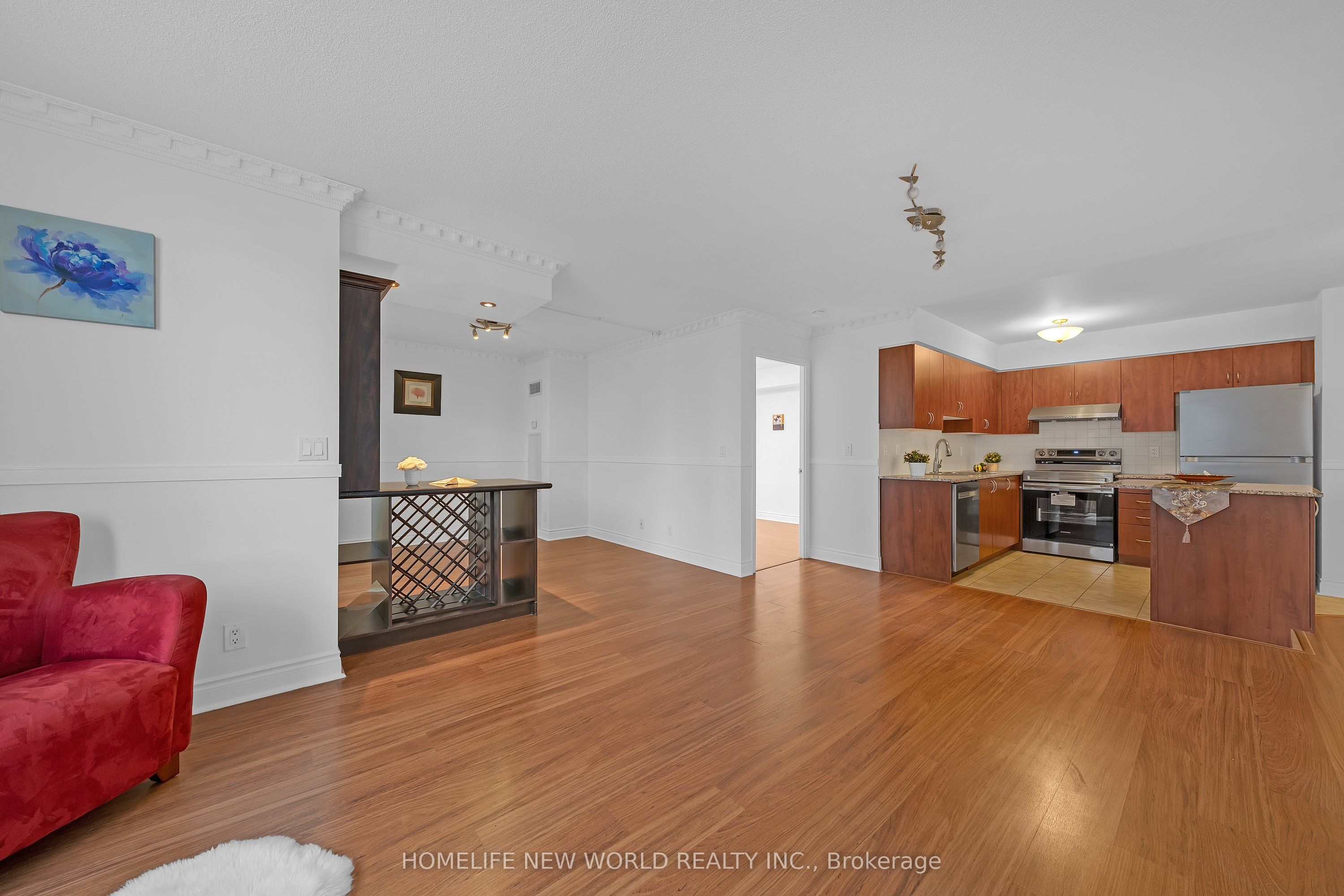 55 South Town Centre Boulevard 912 Property Photo 9