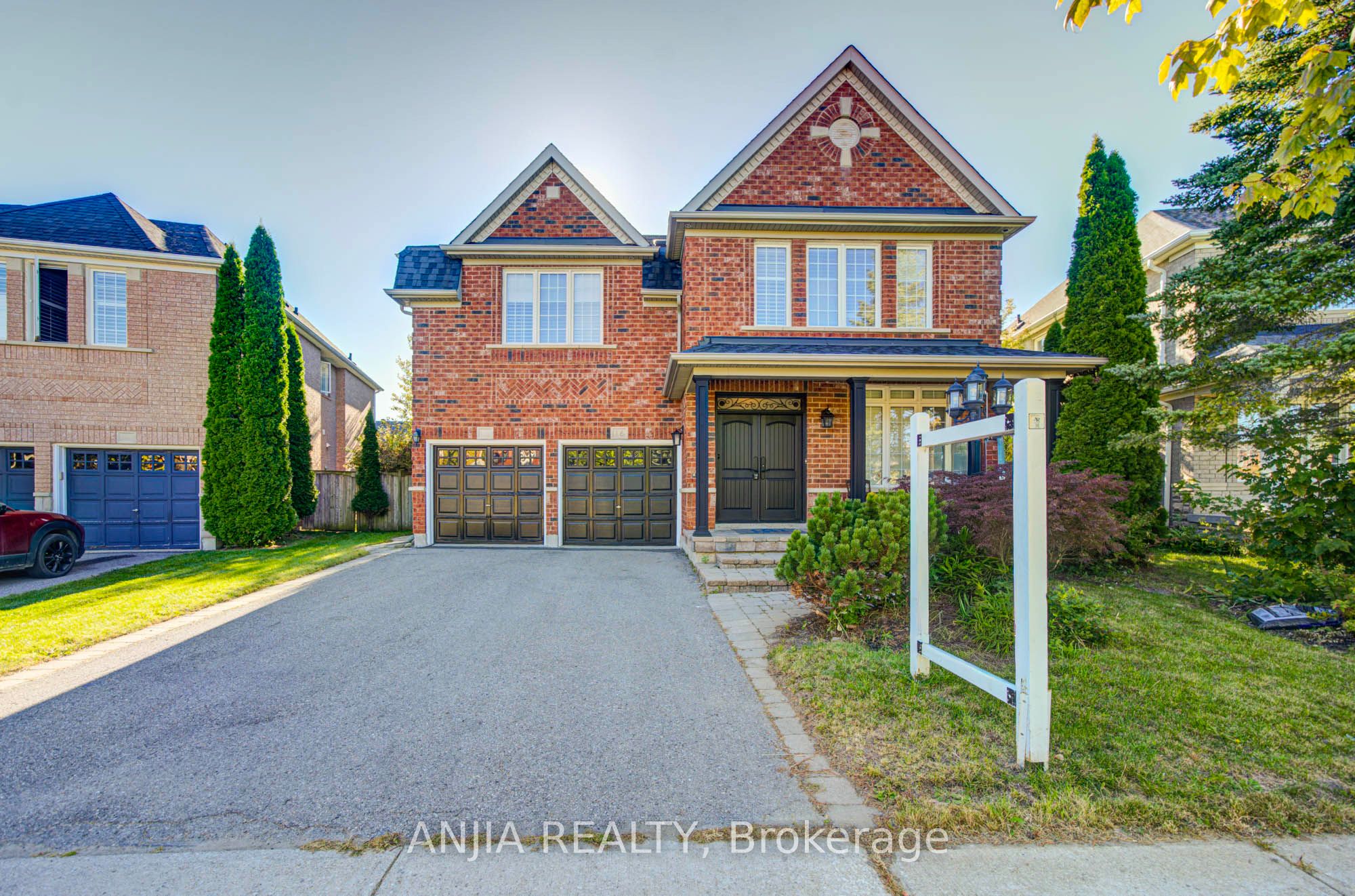 16 Forest Manor Place