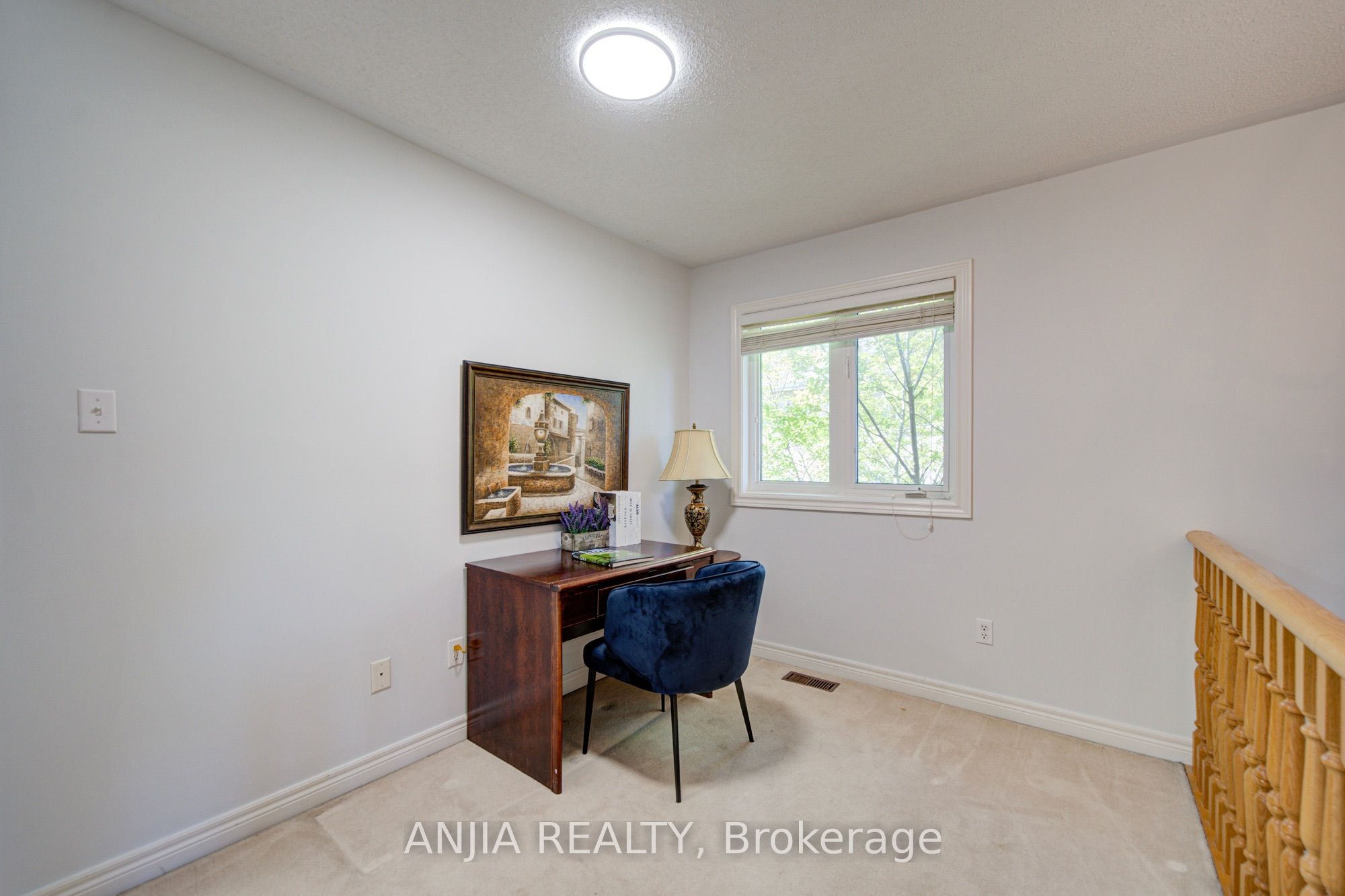 16 Forest Manor Place Property Photo 24