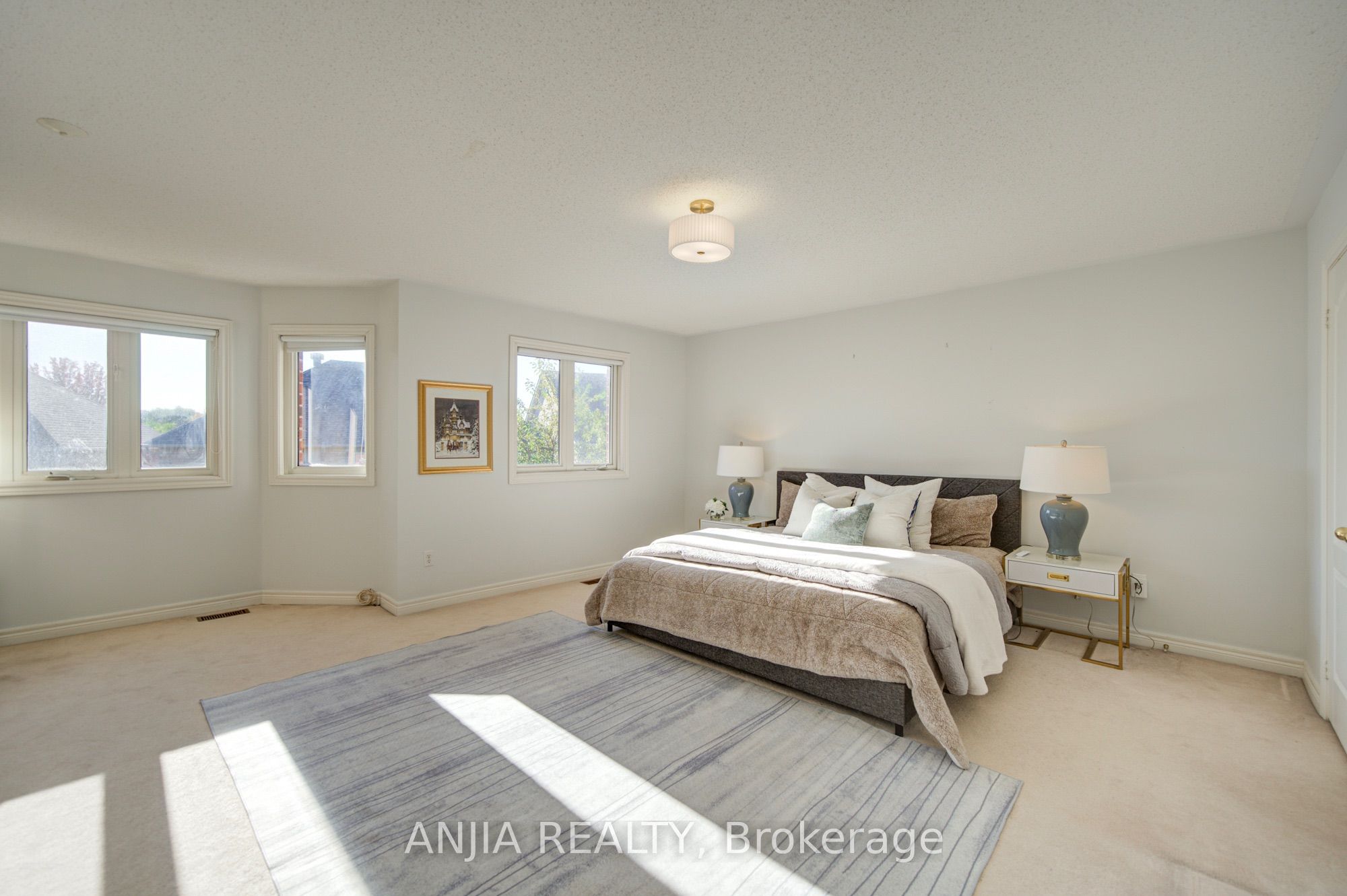 16 Forest Manor Place Property Photo 25