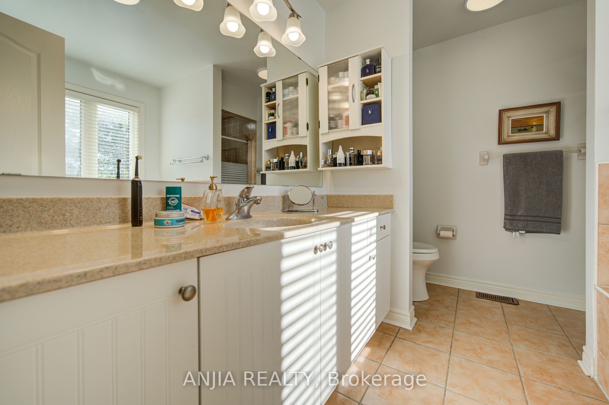16 Forest Manor Place Property Photo 30