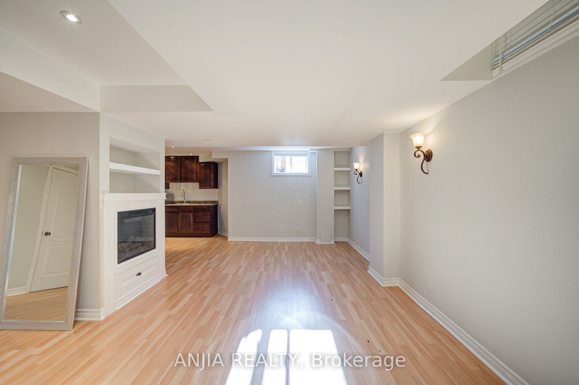 16 Forest Manor Place Property Photo 41