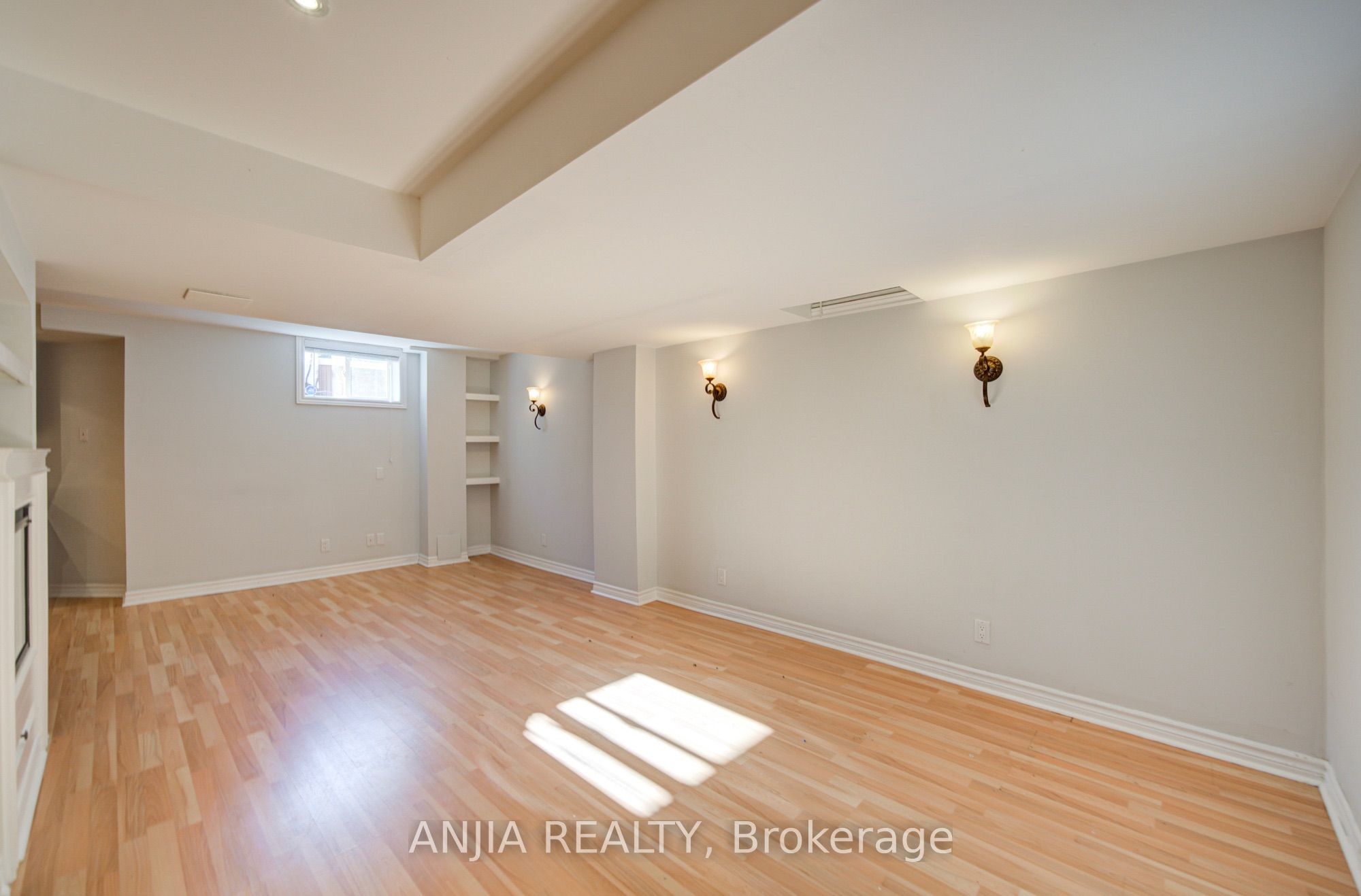 16 Forest Manor Place Property Photo 44