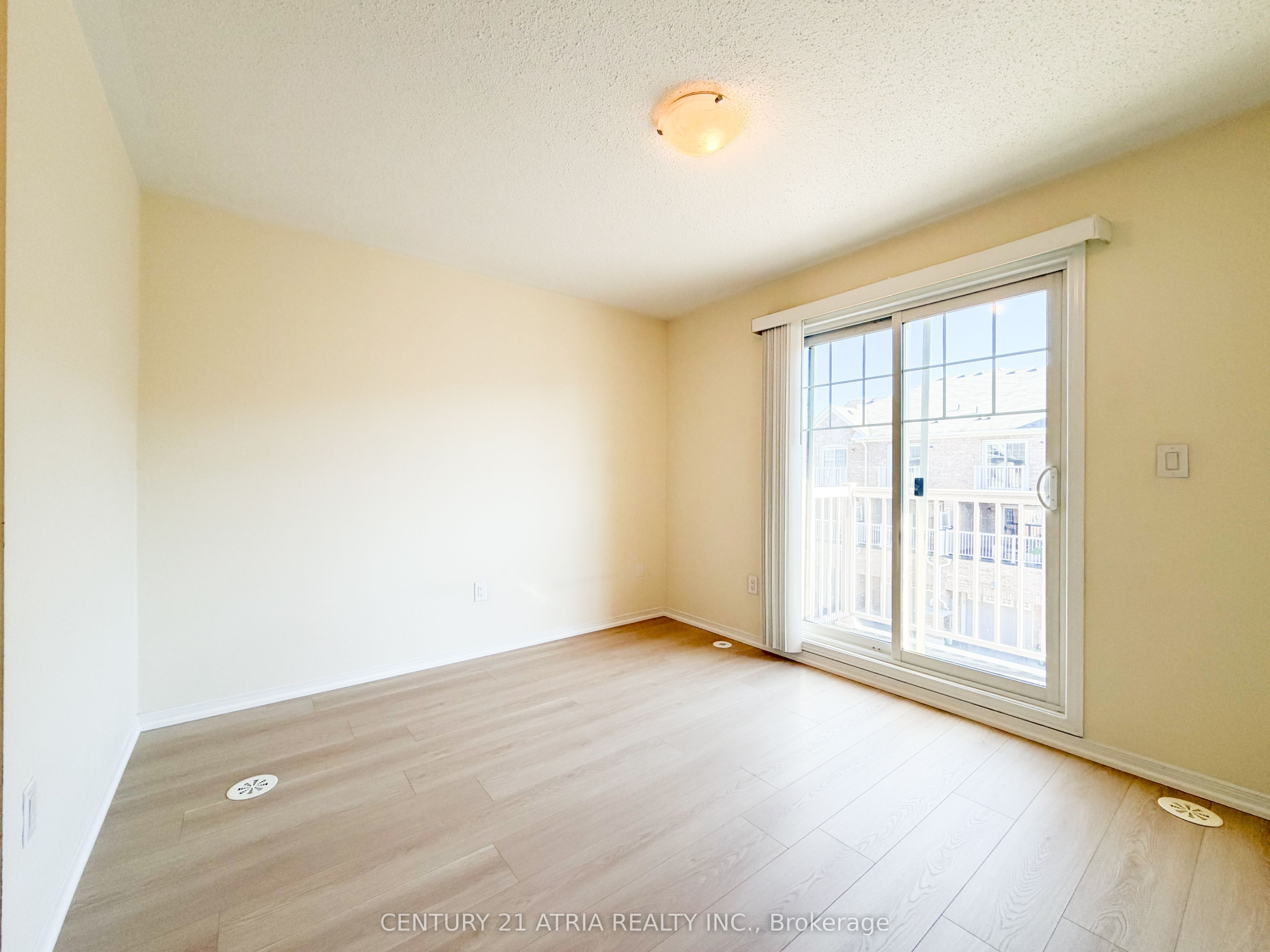5295 Major Mackenzie Drive E Property Photo 15
