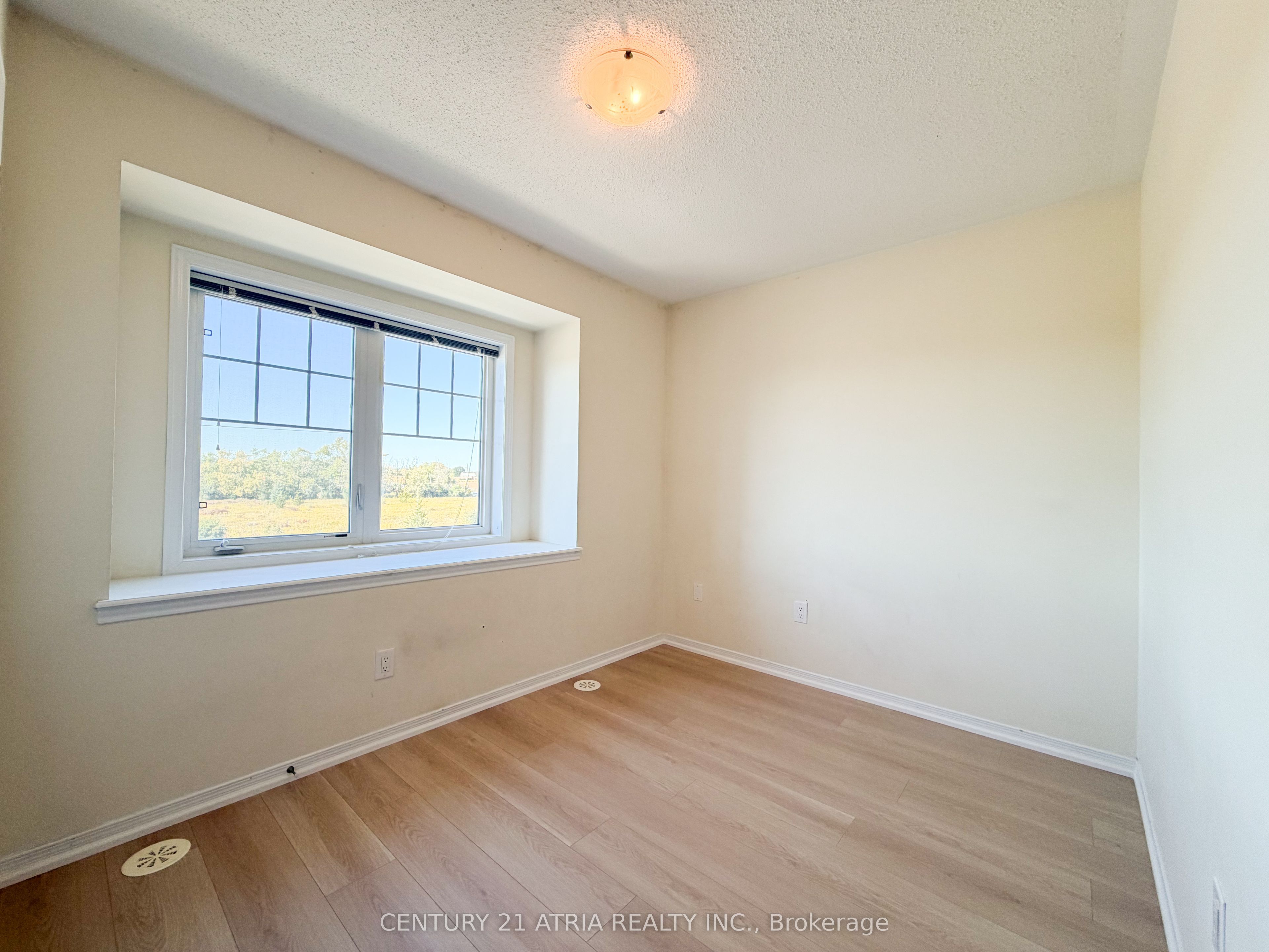 5295 Major Mackenzie Drive E Property Photo 18