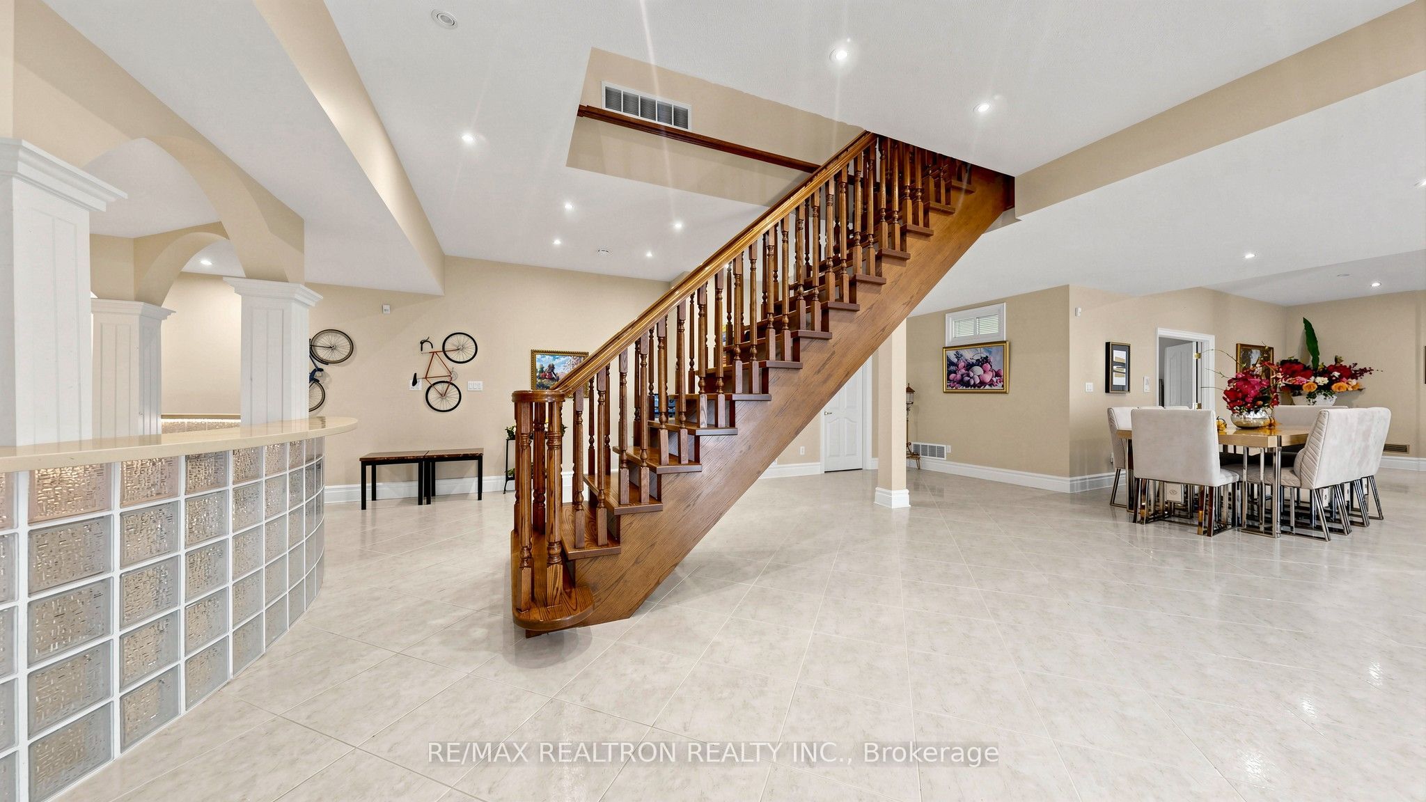38 Bridgewater Drive Property Photo 16