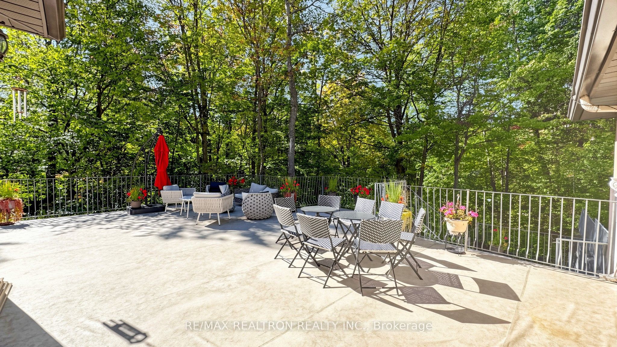 38 Bridgewater Drive Property Photo 25
