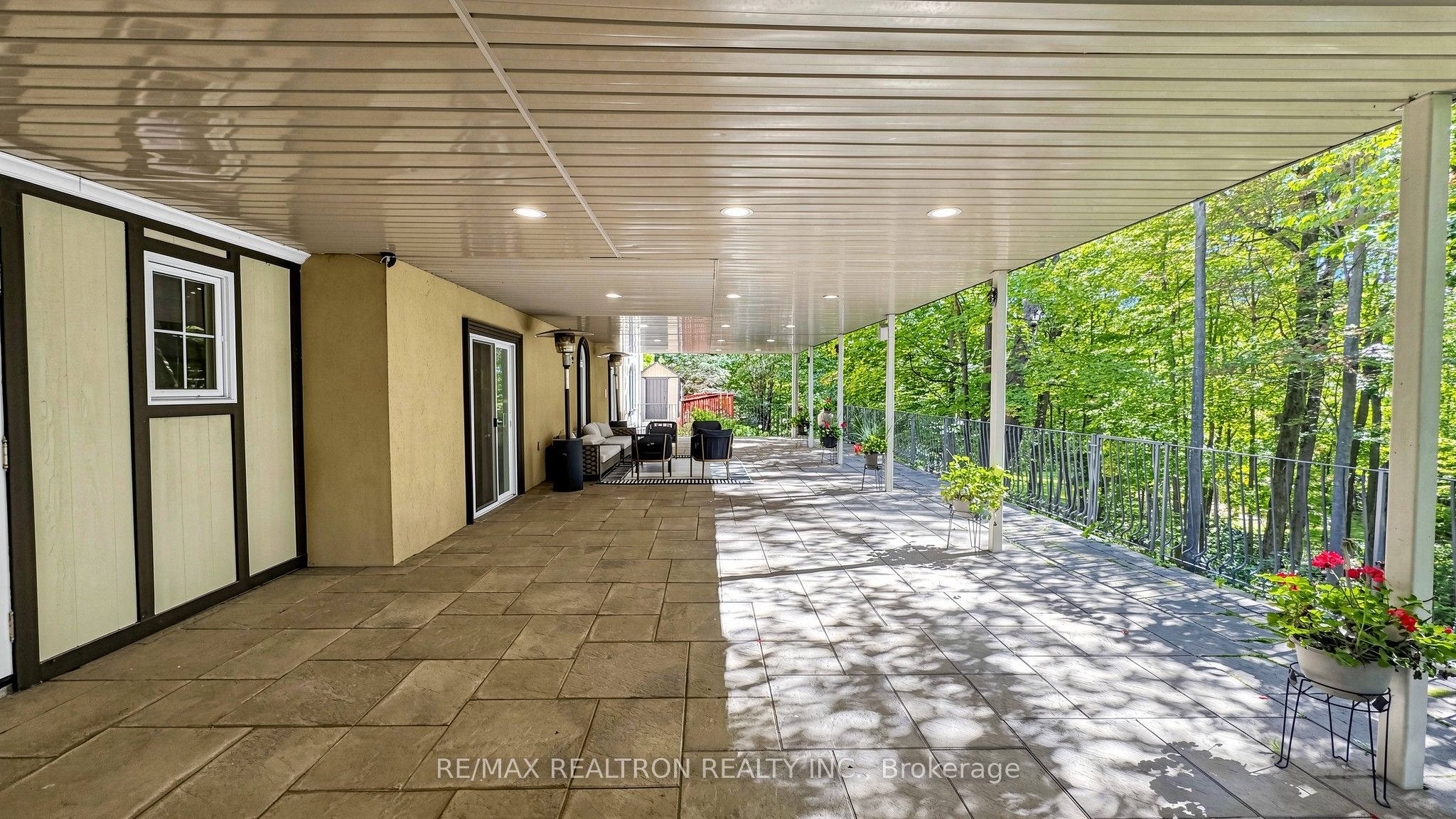 38 Bridgewater Drive Property Photo 31