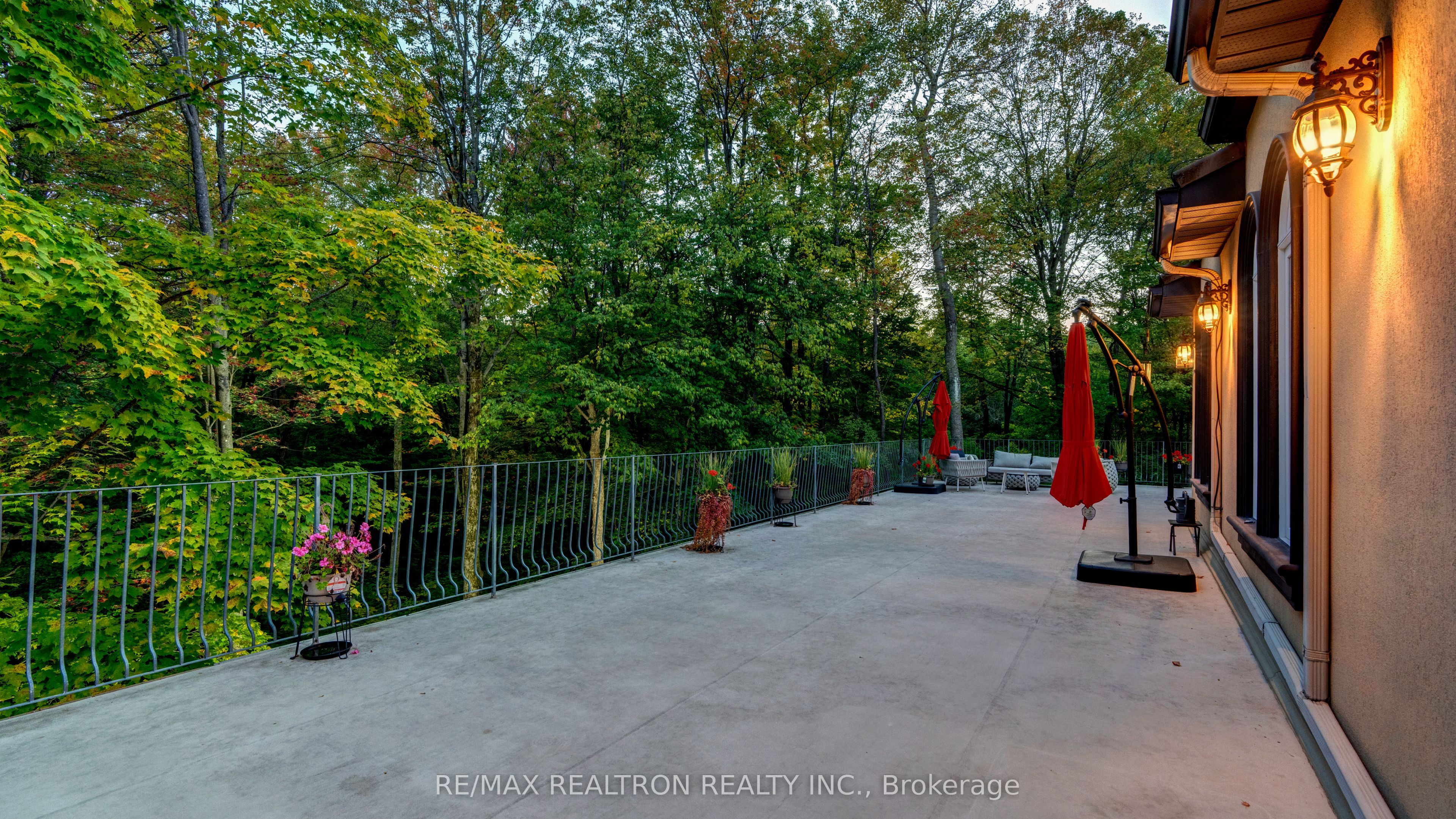 38 Bridgewater Drive Property Photo 50